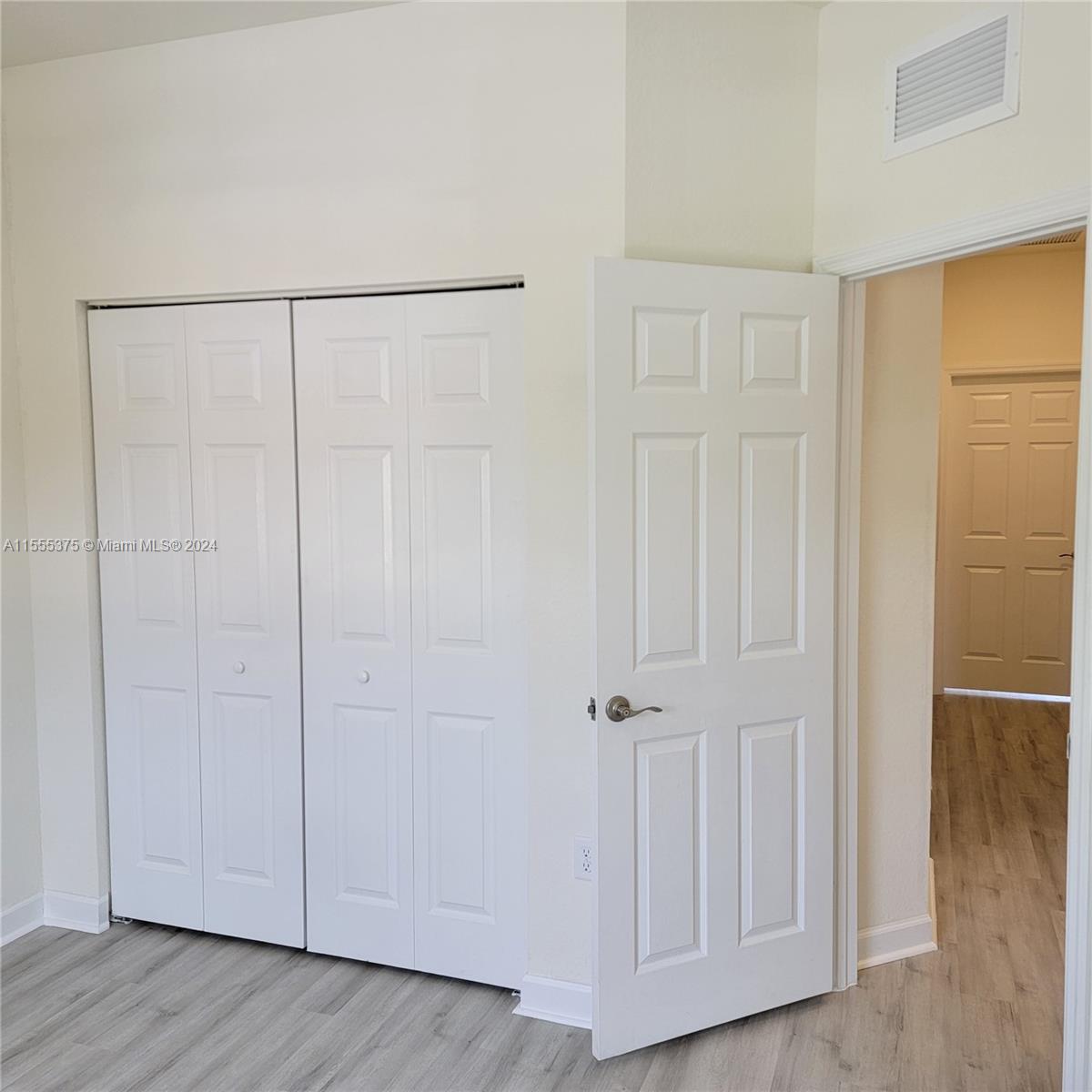 101 SE 33rd Ter 101, Homestead, Florida 33033, 3 Bedrooms Bedrooms, ,2 BathroomsBathrooms,Residential,For Sale,101 SE 33rd Ter 101,A11555375