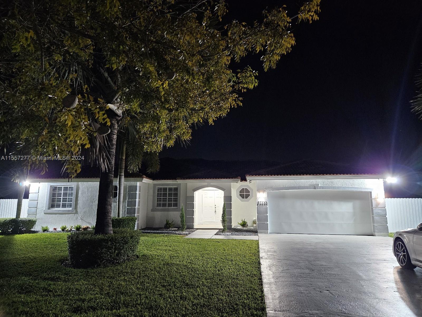 32333 SW 205th Ave, Homestead, Florida 33030, 4 Bedrooms Bedrooms, ,2 BathroomsBathrooms,Residential,For Sale,32333 SW 205th Ave,A11557277