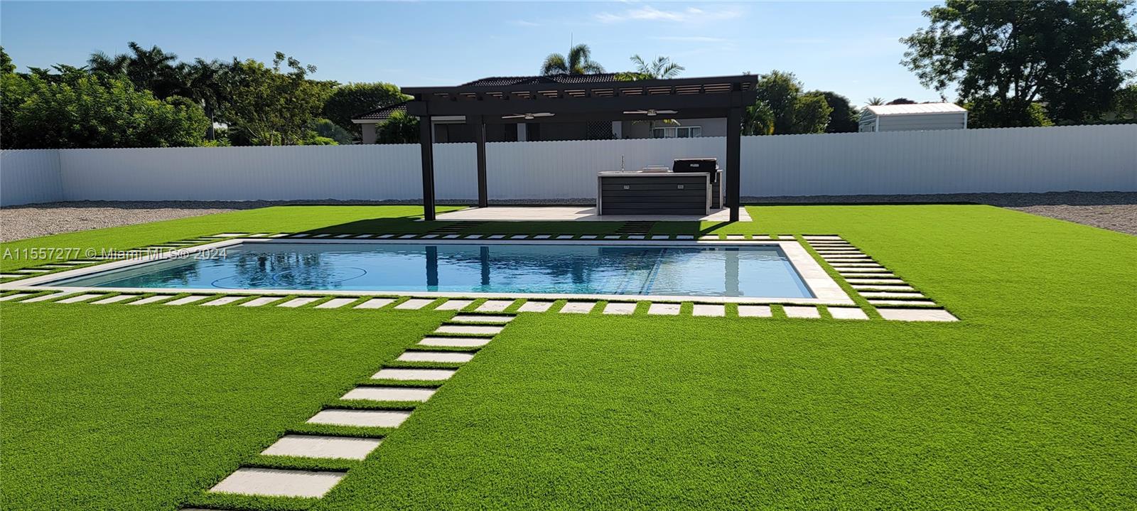 32333 SW 205th Ave, Homestead, Florida 33030, 4 Bedrooms Bedrooms, ,2 BathroomsBathrooms,Residential,For Sale,32333 SW 205th Ave,A11557277