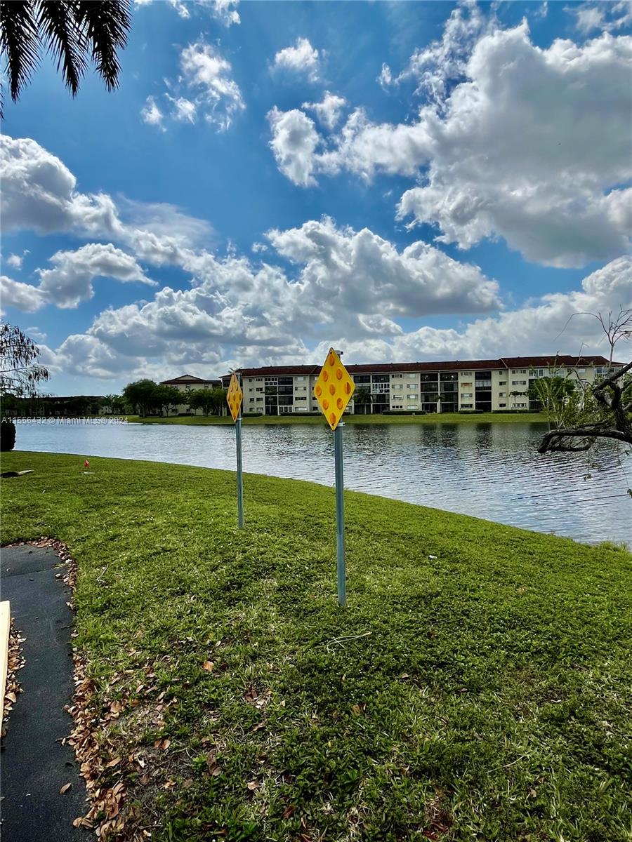 13100 SW 11th Ct #412C, Pembroke Pines, Florida image 15