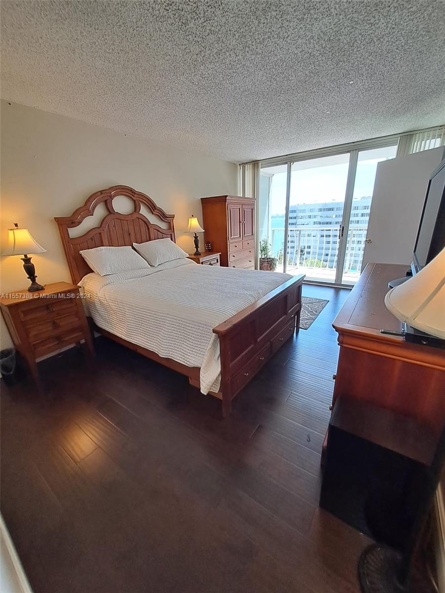 7601 E Treasure Dr 1024, North Bay Village, Florida 33141, 2 Bedrooms Bedrooms, ,2 BathroomsBathrooms,Residential,For Sale,7601 E Treasure Dr 1024,A11557388
