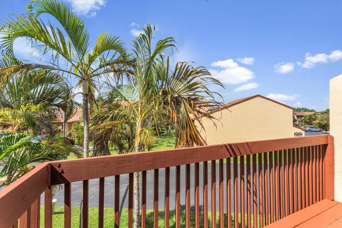 442 SE 11th Ter 442, Dania Beach, Florida 33004, 2 Bedrooms Bedrooms, ,1 BathroomBathrooms,Residential,For Sale,442 SE 11th Ter 442,A11557408