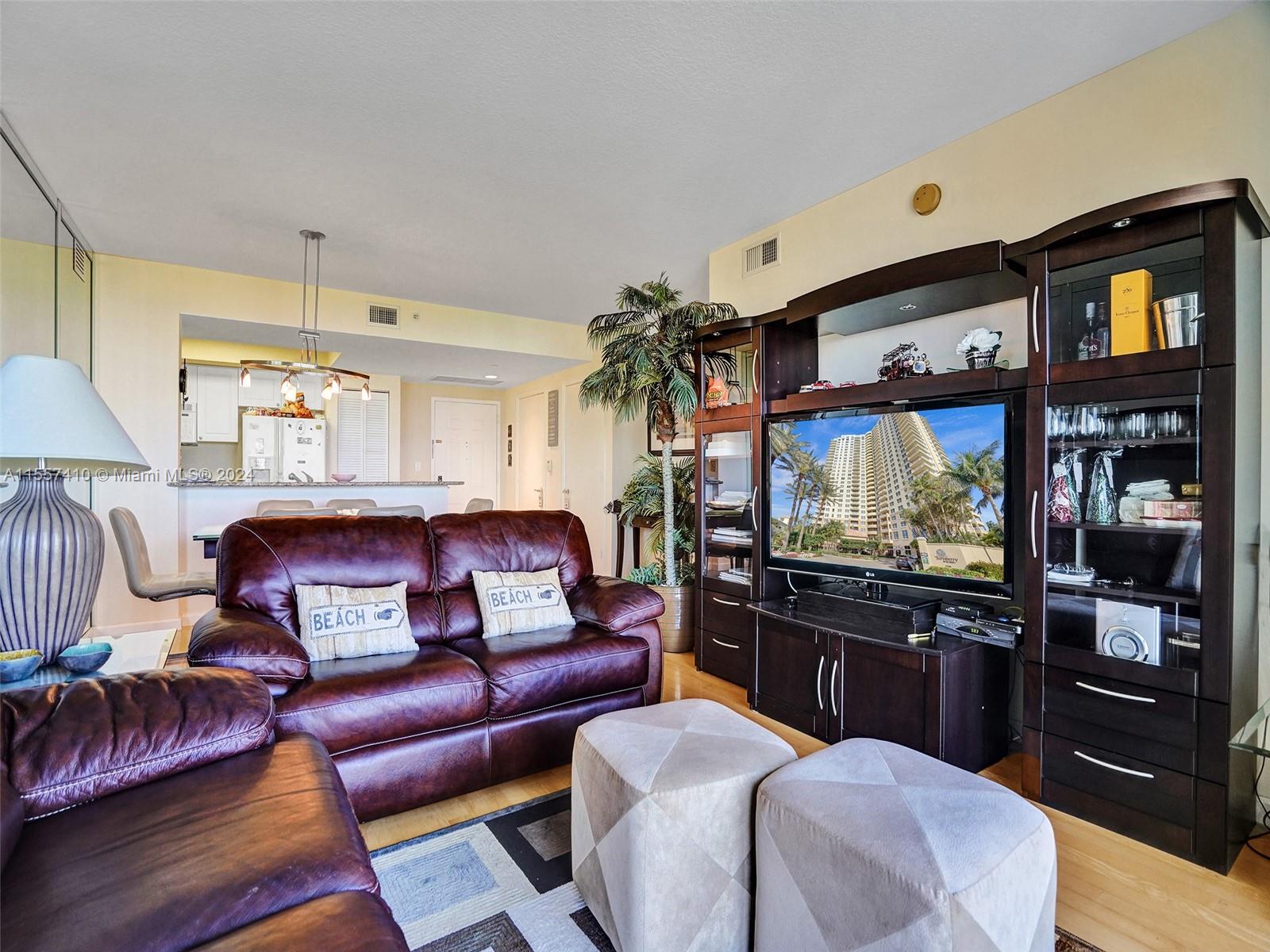 19501 W Country Club Dr 1715, Aventura, Florida 33180, 2 Bedrooms Bedrooms, ,2 BathroomsBathrooms,Residential,For Sale,19501 W Country Club Dr 1715,A11557410