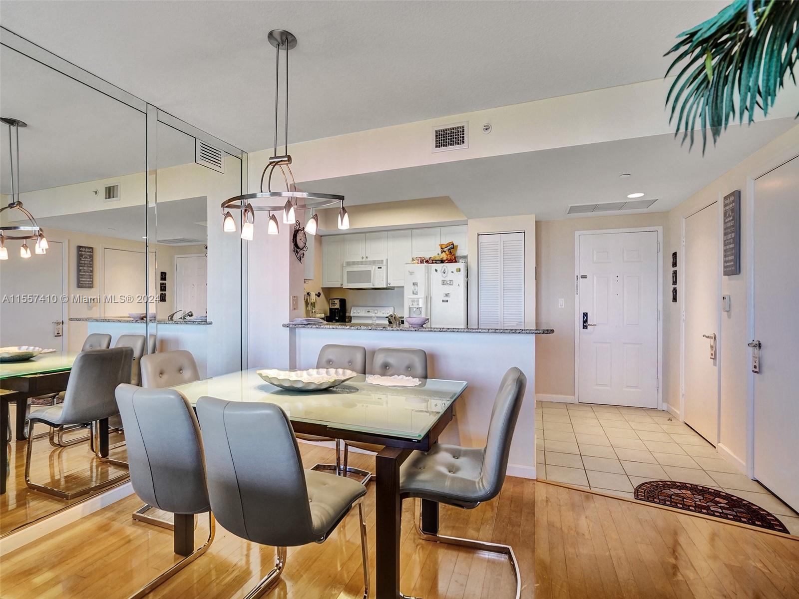 19501 W Country Club Dr 1715, Aventura, Florida 33180, 2 Bedrooms Bedrooms, ,2 BathroomsBathrooms,Residential,For Sale,19501 W Country Club Dr 1715,A11557410