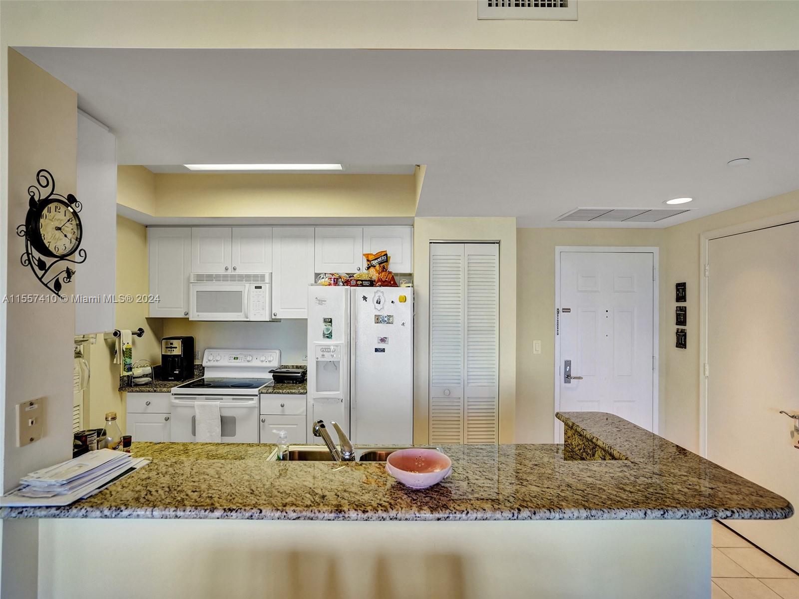 19501 W Country Club Dr 1715, Aventura, Florida 33180, 2 Bedrooms Bedrooms, ,2 BathroomsBathrooms,Residential,For Sale,19501 W Country Club Dr 1715,A11557410