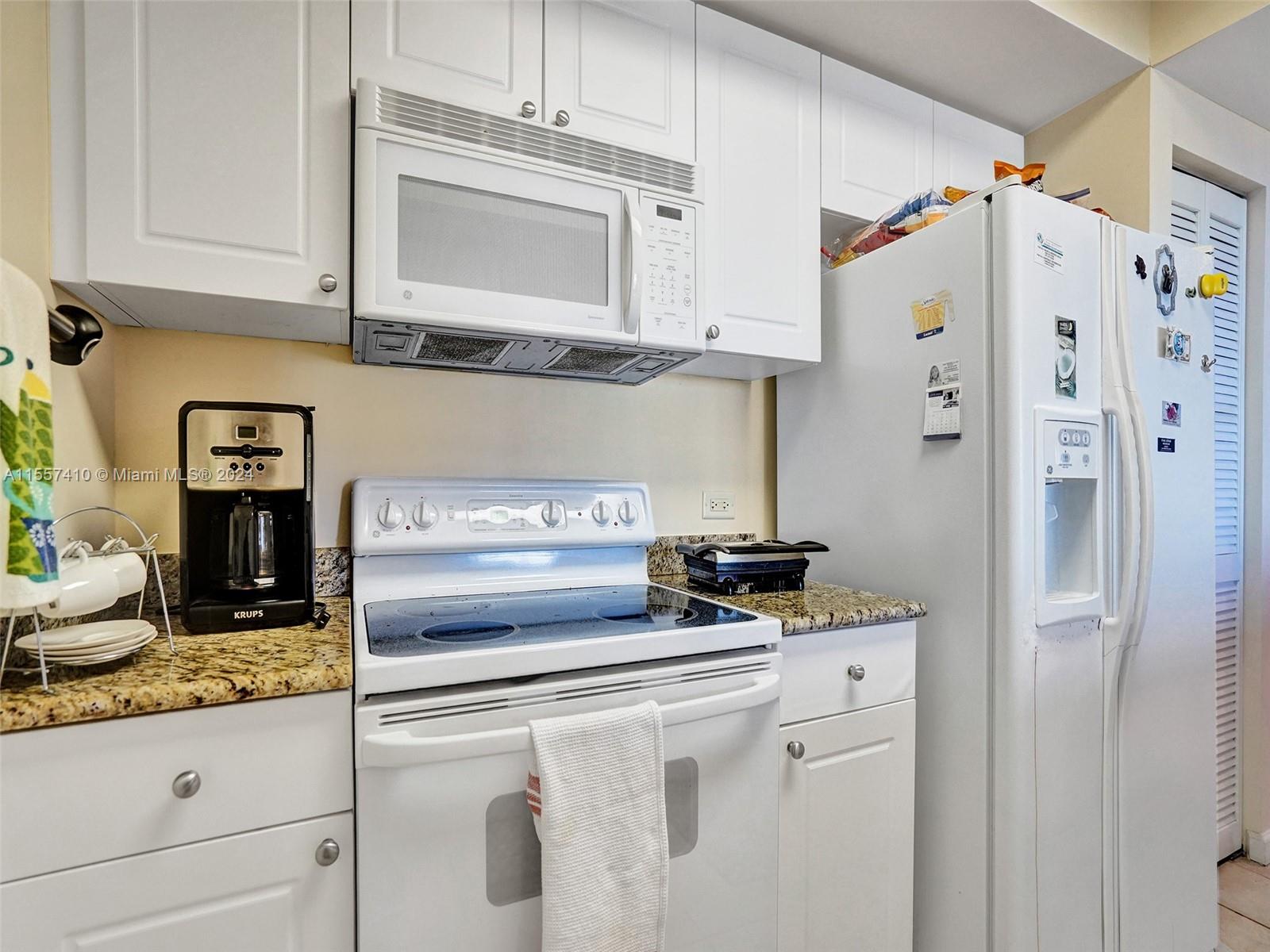 19501 W Country Club Dr 1715, Aventura, Florida 33180, 2 Bedrooms Bedrooms, ,2 BathroomsBathrooms,Residential,For Sale,19501 W Country Club Dr 1715,A11557410