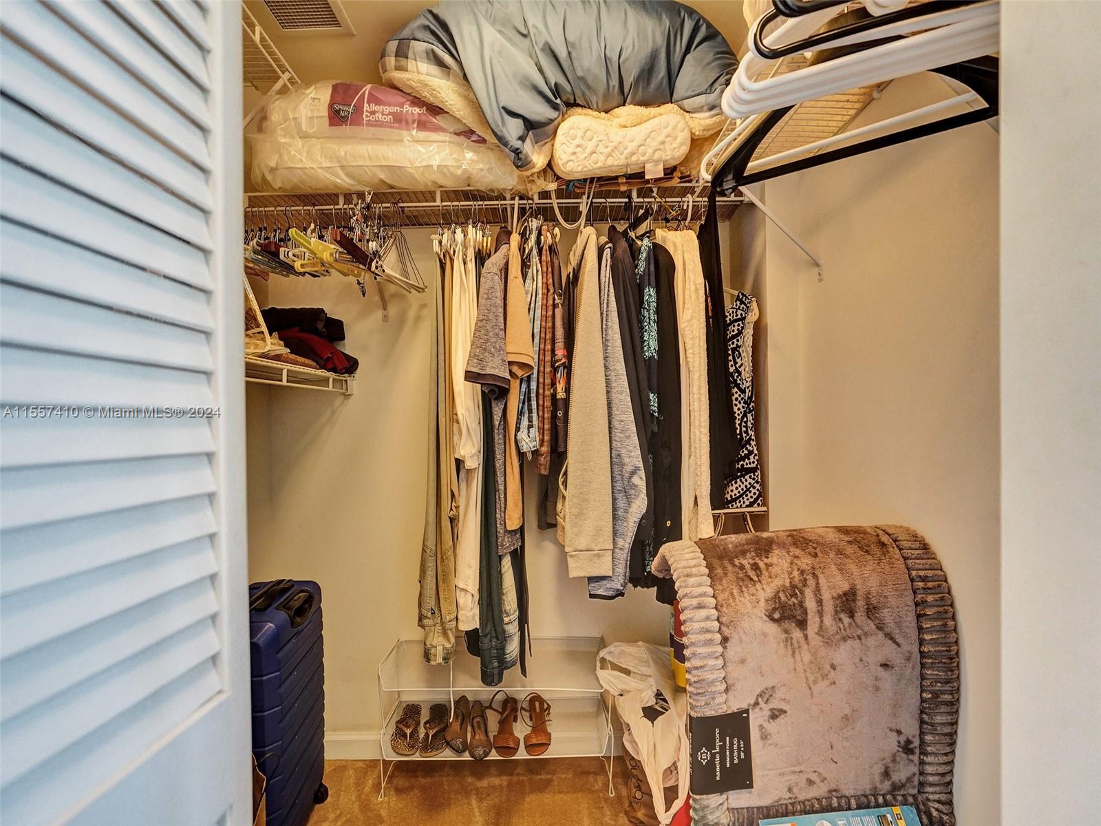 19501 W Country Club Dr 1715, Aventura, Florida 33180, 2 Bedrooms Bedrooms, ,2 BathroomsBathrooms,Residential,For Sale,19501 W Country Club Dr 1715,A11557410