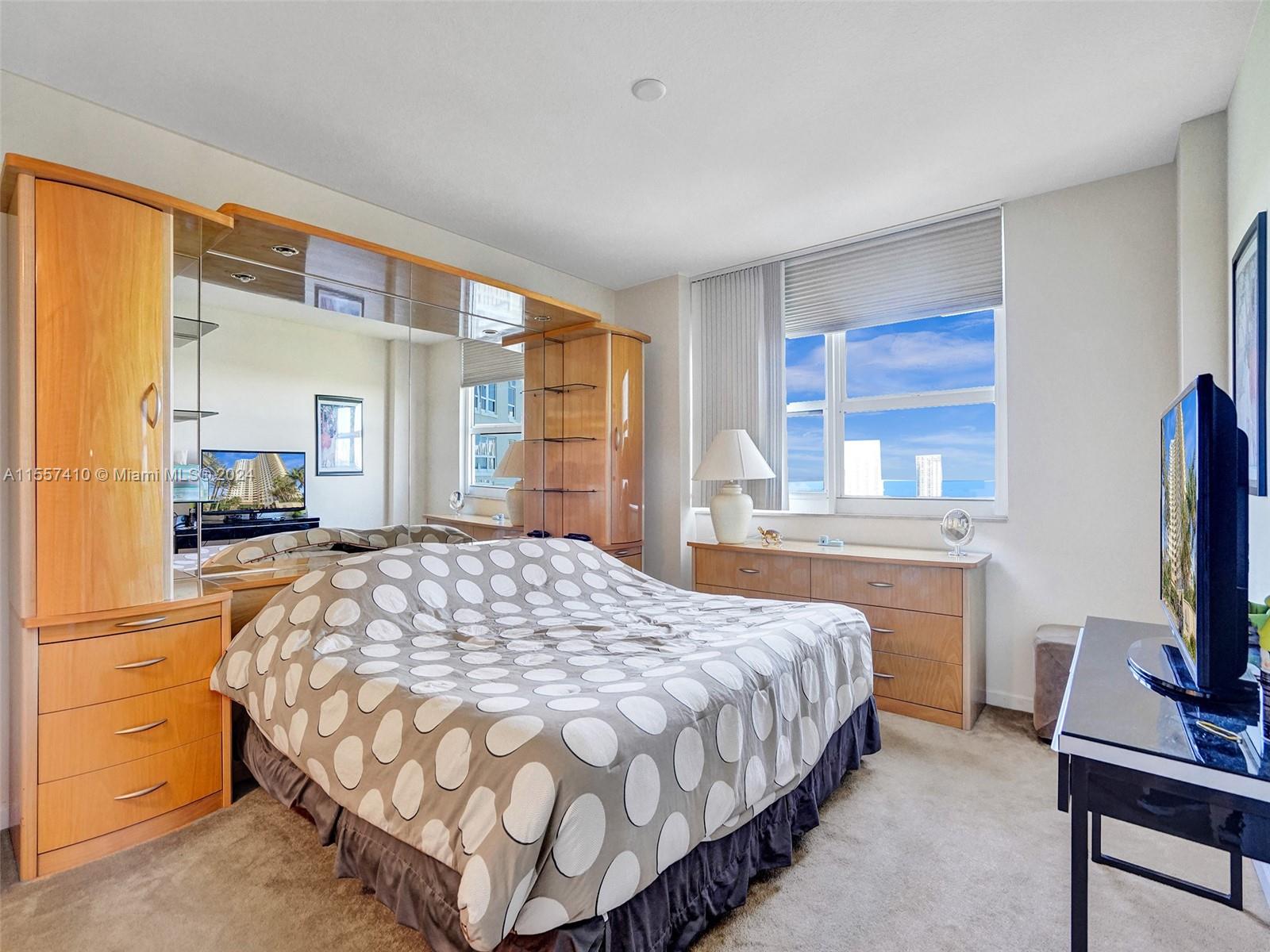 19501 W Country Club Dr 1715, Aventura, Florida 33180, 2 Bedrooms Bedrooms, ,2 BathroomsBathrooms,Residential,For Sale,19501 W Country Club Dr 1715,A11557410