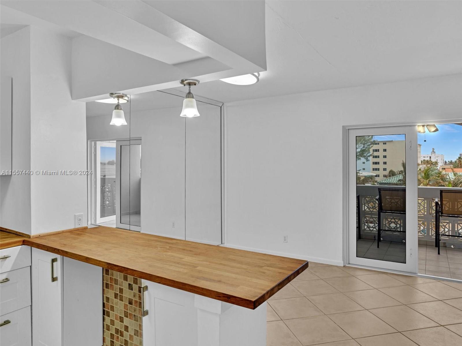 320 S Surf Rd 402, Hollywood, Florida 33019, 1 Bedroom Bedrooms, ,1 BathroomBathrooms,Residentiallease,For Rent,320 S Surf Rd 402,A11557440