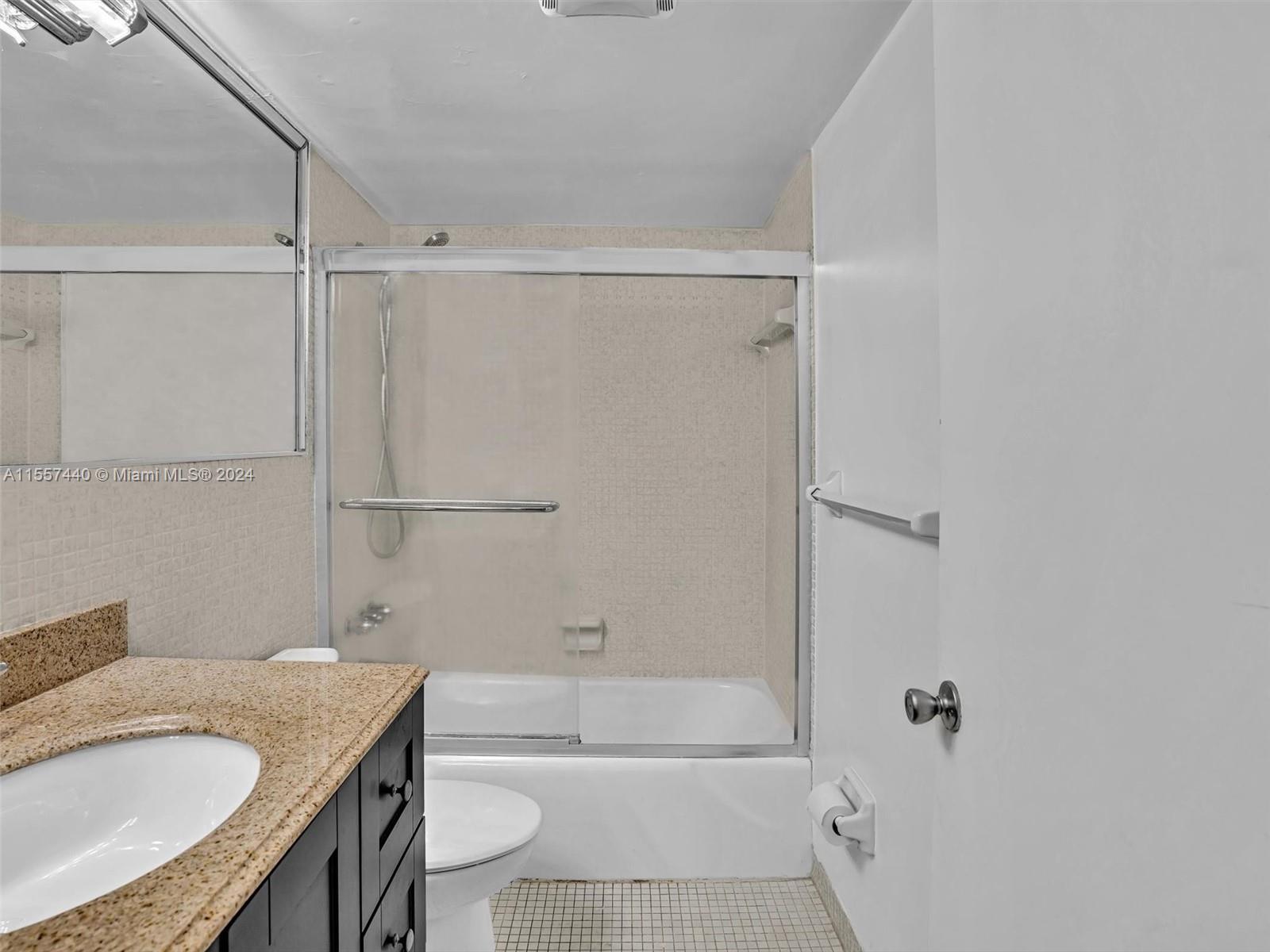 320 S Surf Rd 402, Hollywood, Florida 33019, 1 Bedroom Bedrooms, ,1 BathroomBathrooms,Residentiallease,For Rent,320 S Surf Rd 402,A11557440