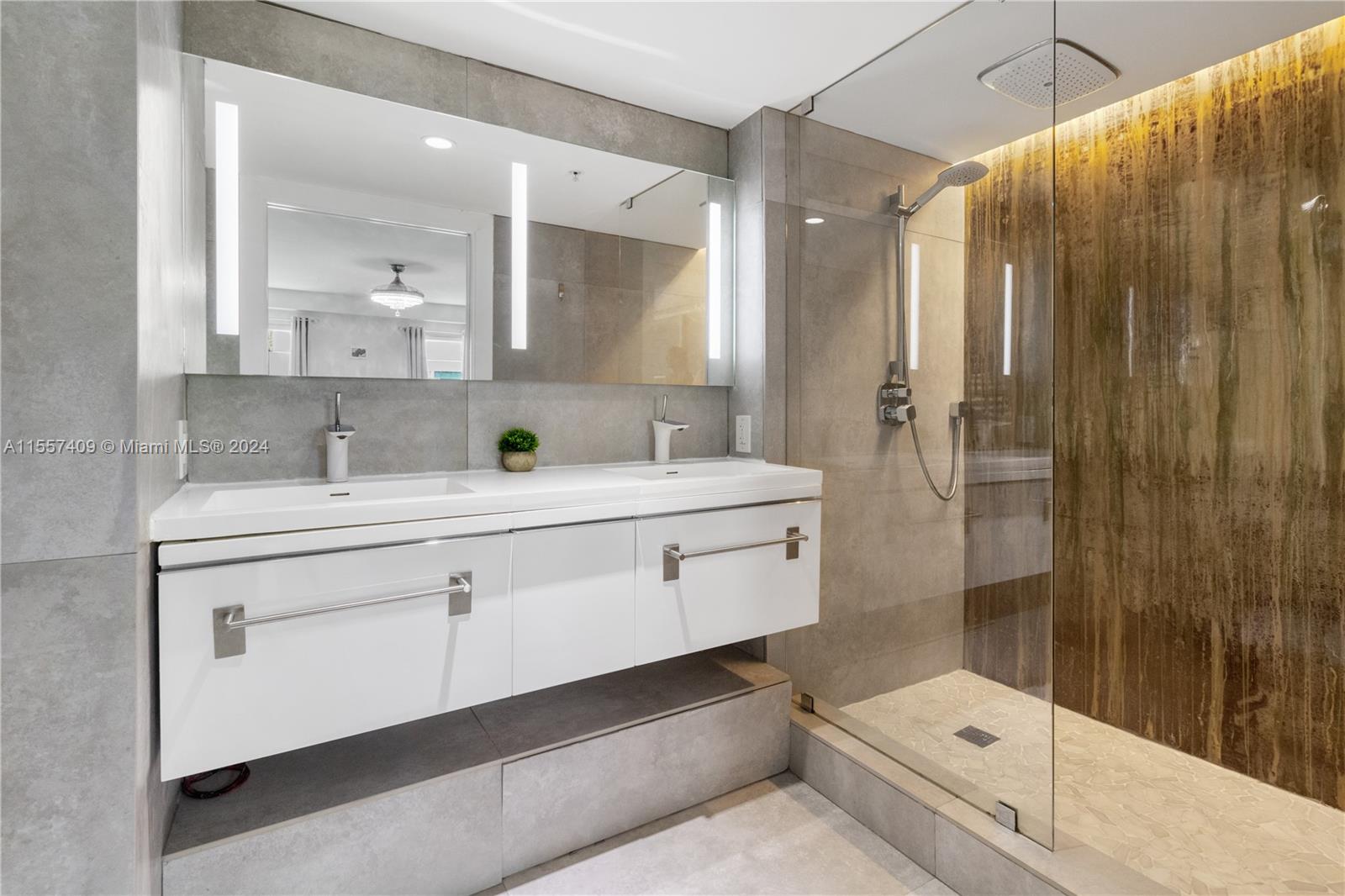 1700 Meridian Ave TH101, Miami Beach, Florida 33139, 3 Bedrooms Bedrooms, ,3 BathroomsBathrooms,Residential,For Sale,1700 Meridian Ave TH101,A11557409
