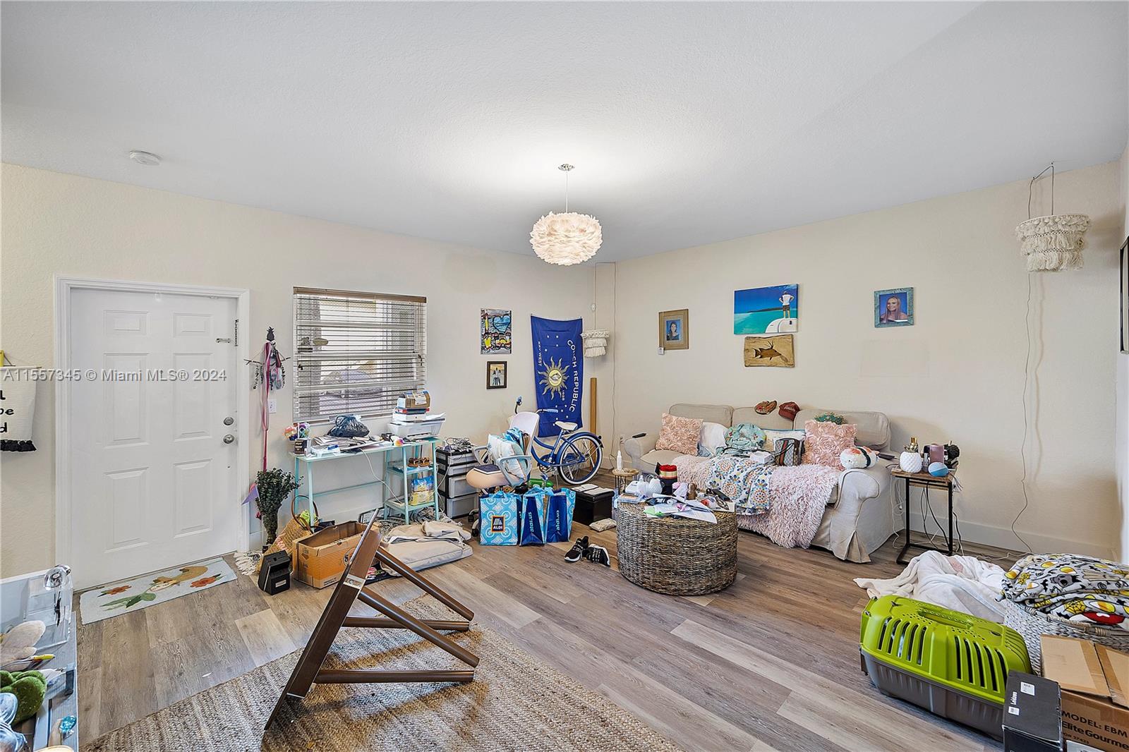 359 NE 27th Ter 103, Homestead, Florida 33033, 2 Bedrooms Bedrooms, ,2 BathroomsBathrooms,Residential,For Sale,359 NE 27th Ter 103,A11557345