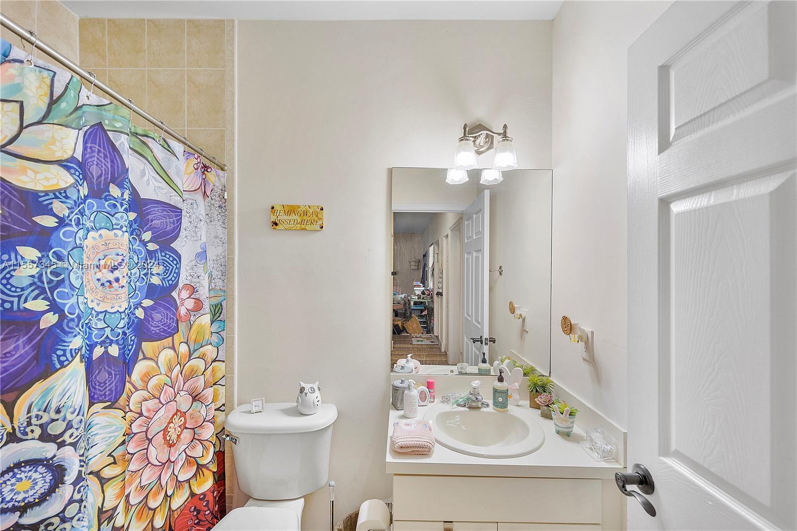 359 NE 27th Ter 103, Homestead, Florida 33033, 2 Bedrooms Bedrooms, ,2 BathroomsBathrooms,Residential,For Sale,359 NE 27th Ter 103,A11557345