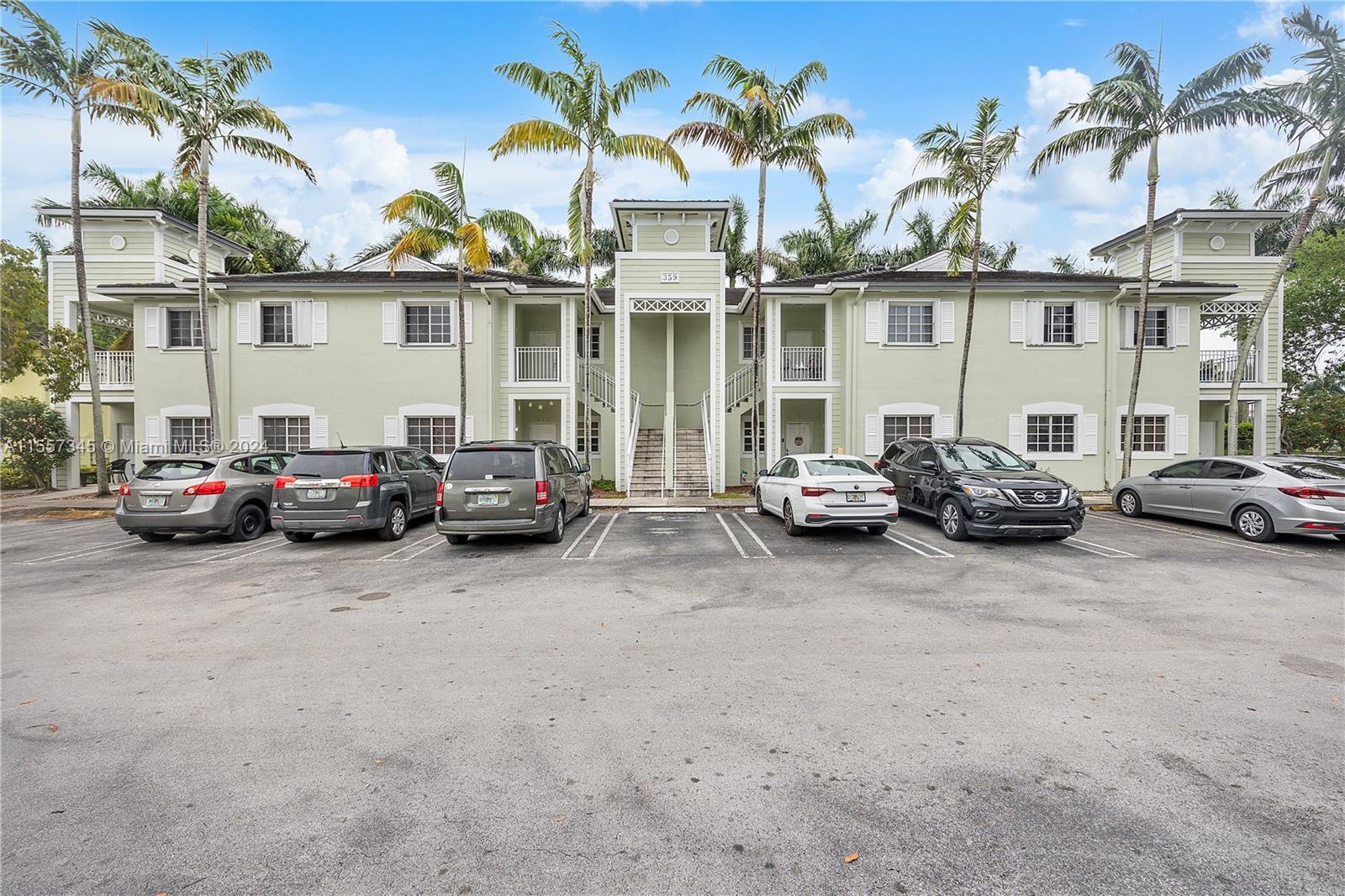 359 NE 27th Ter 103, Homestead, Florida 33033, 2 Bedrooms Bedrooms, ,2 BathroomsBathrooms,Residential,For Sale,359 NE 27th Ter 103,A11557345