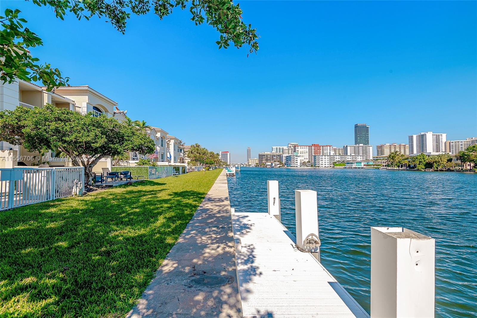 21201 NE 38th Ave 68, Aventura, Florida 33180, 4 Bedrooms Bedrooms, ,3 BathroomsBathrooms,Residential,For Sale,21201 NE 38th Ave 68,A11556706