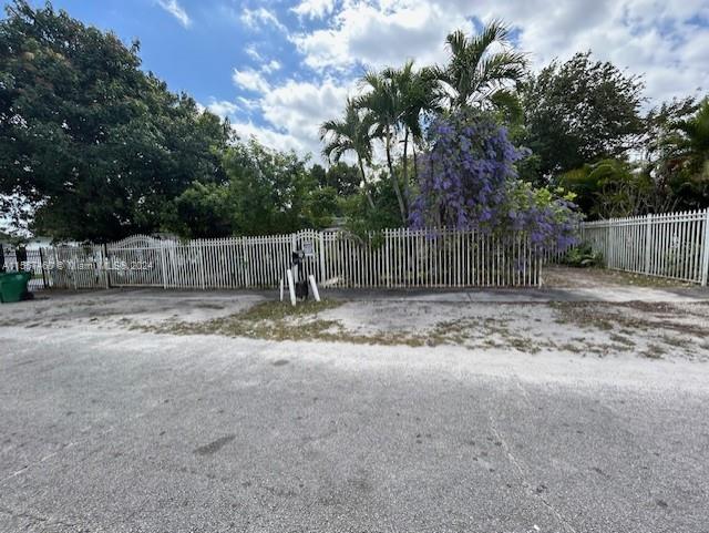 2328 NW 105th St  For Sale A11557460, FL
