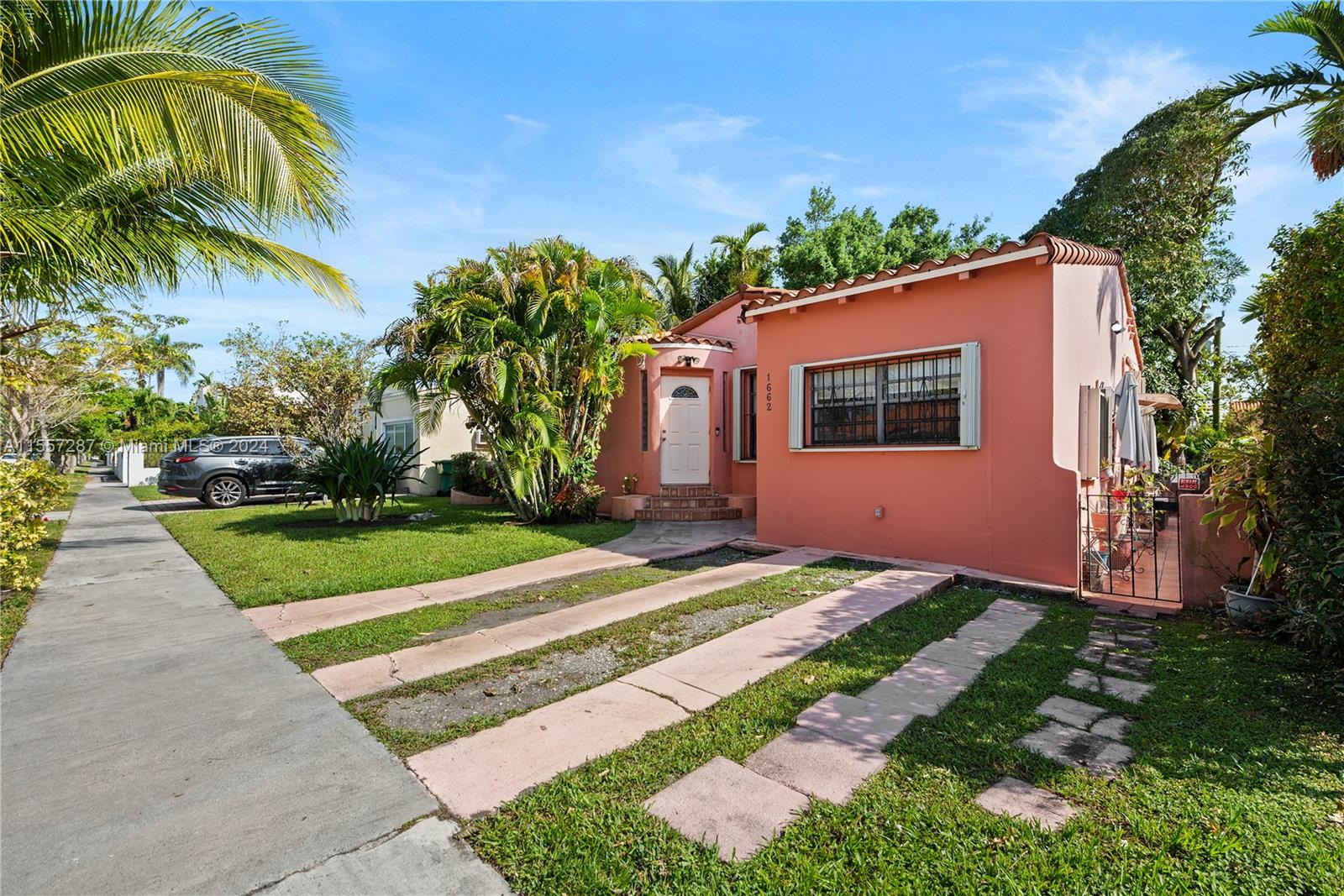 1662 SW 18th St, Miami, Florida 33145, 2 Bedrooms Bedrooms, ,1 BathroomBathrooms,Residential,For Sale,1662 SW 18th St,A11557287