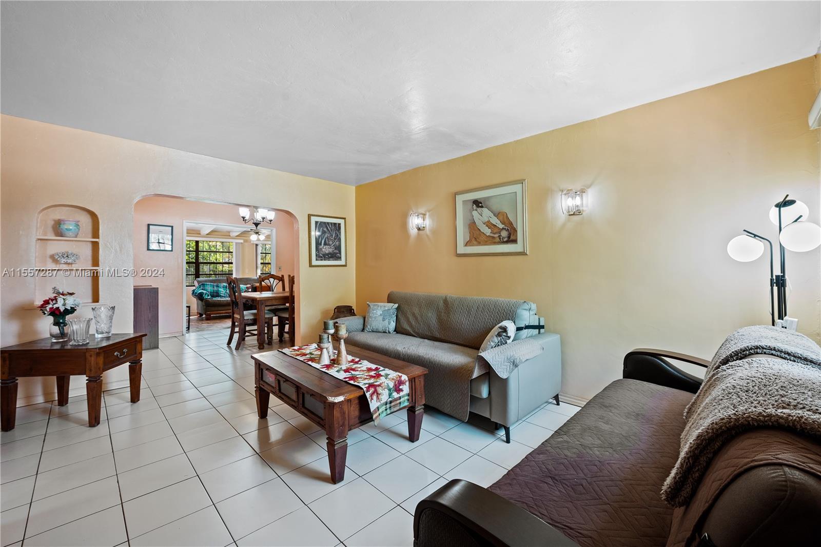 1662 SW 18th St, Miami, Florida 33145, 2 Bedrooms Bedrooms, ,1 BathroomBathrooms,Residential,For Sale,1662 SW 18th St,A11557287