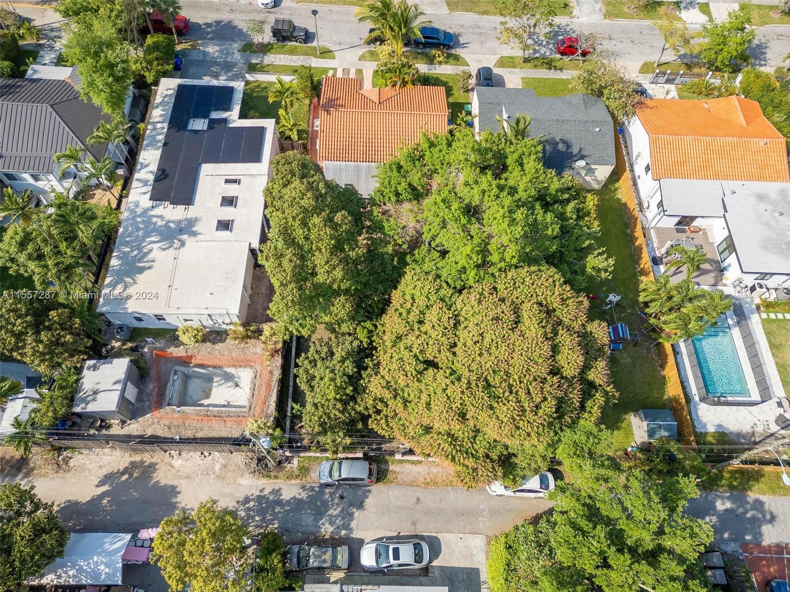 1662 SW 18th St, Miami, Florida 33145, 2 Bedrooms Bedrooms, ,1 BathroomBathrooms,Residential,For Sale,1662 SW 18th St,A11557287