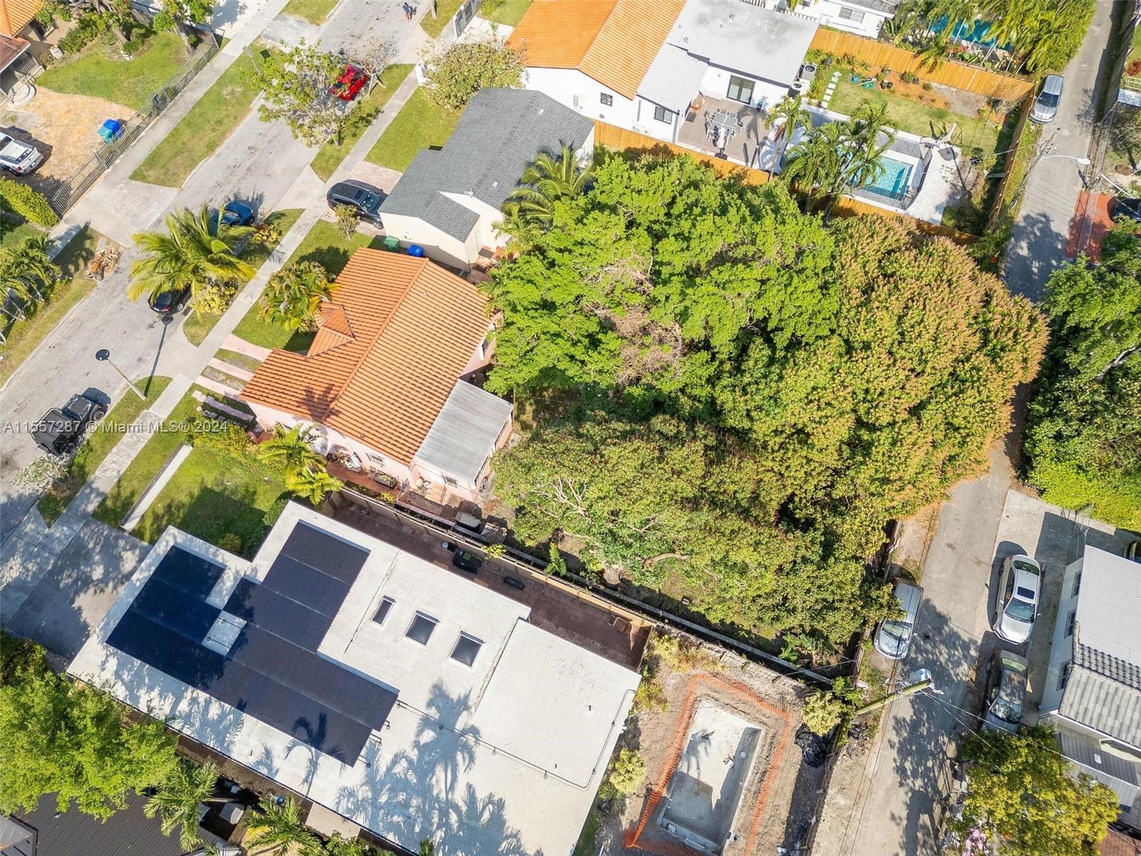 1662 SW 18th St, Miami, Florida 33145, 2 Bedrooms Bedrooms, ,1 BathroomBathrooms,Residential,For Sale,1662 SW 18th St,A11557287