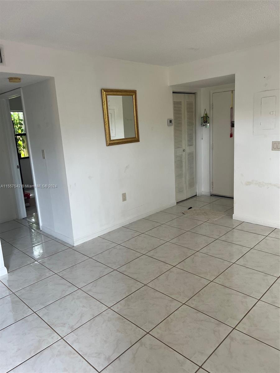 10893 NW 7th St 11-27, Miami, Florida 33172, 3 Bedrooms Bedrooms, ,2 BathroomsBathrooms,Residentiallease,For Rent,10893 NW 7th St 11-27,A11557542