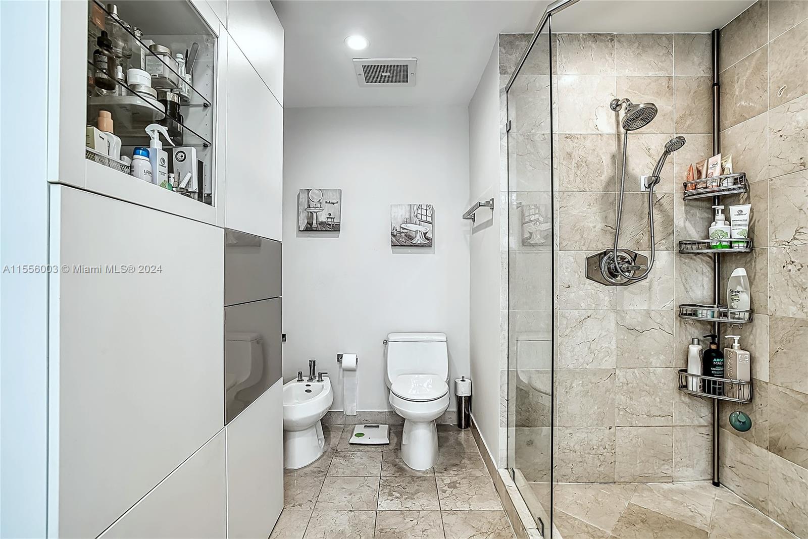 3131 NE 188th St 1-1104, Aventura, Florida 33180, 2 Bedrooms Bedrooms, ,2 BathroomsBathrooms,Residential,For Sale,3131 NE 188th St 1-1104,A11556003