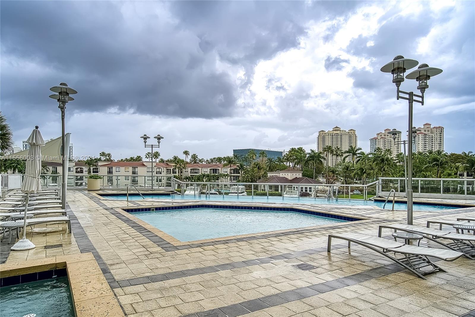 3131 NE 188th St 1-1104, Aventura, Florida 33180, 2 Bedrooms Bedrooms, ,2 BathroomsBathrooms,Residential,For Sale,3131 NE 188th St 1-1104,A11556003