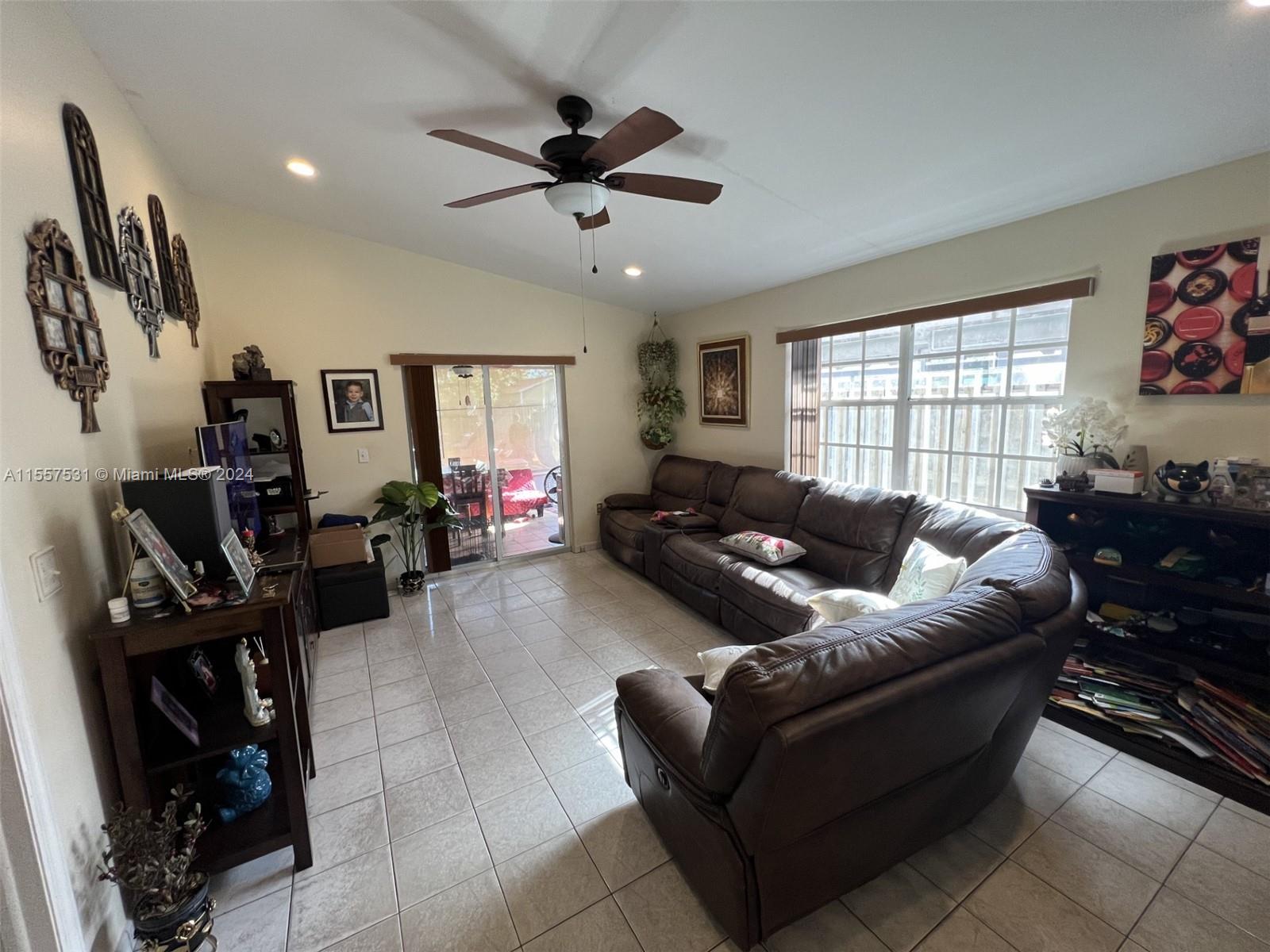 7172 SW 22nd St, Miami, Florida 33155, 5 Bedrooms Bedrooms, ,2 BathroomsBathrooms,Residential,For Sale,7172 SW 22nd St,A11557531