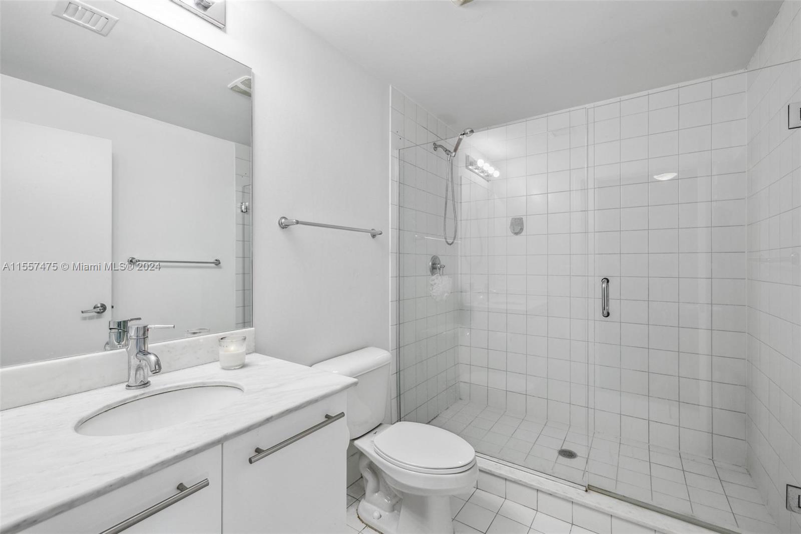 888 Biscayne Blvd 1809, Miami, Florida 33132, 2 Bedrooms Bedrooms, ,2 BathroomsBathrooms,Residentiallease,For Rent,888 Biscayne Blvd 1809,A11557475