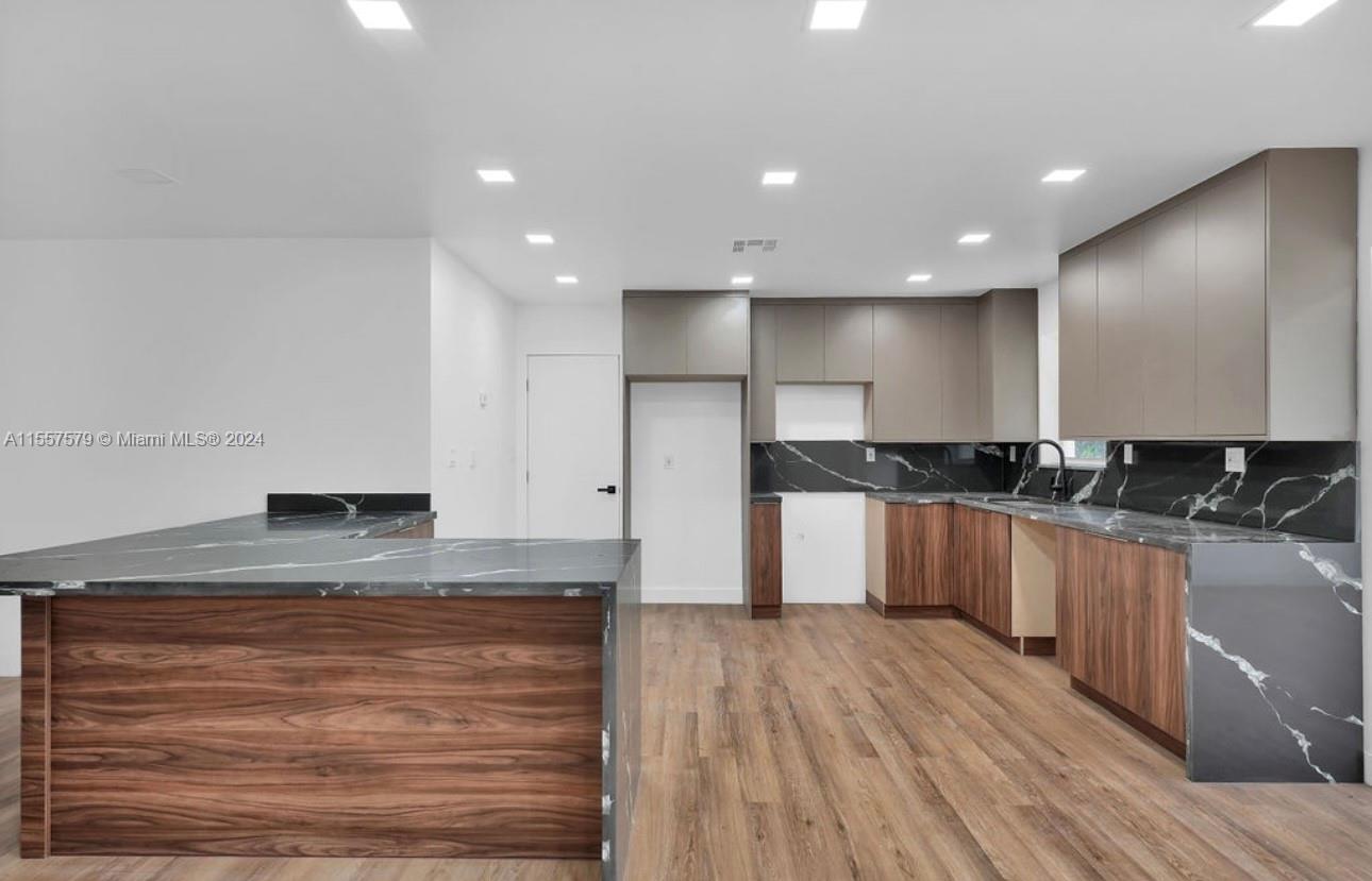 17815 NE 7th Ct, Miami, Florida 33162, 3 Bedrooms Bedrooms, ,2 BathroomsBathrooms,Residentiallease,For Rent,17815 NE 7th Ct,A11557579