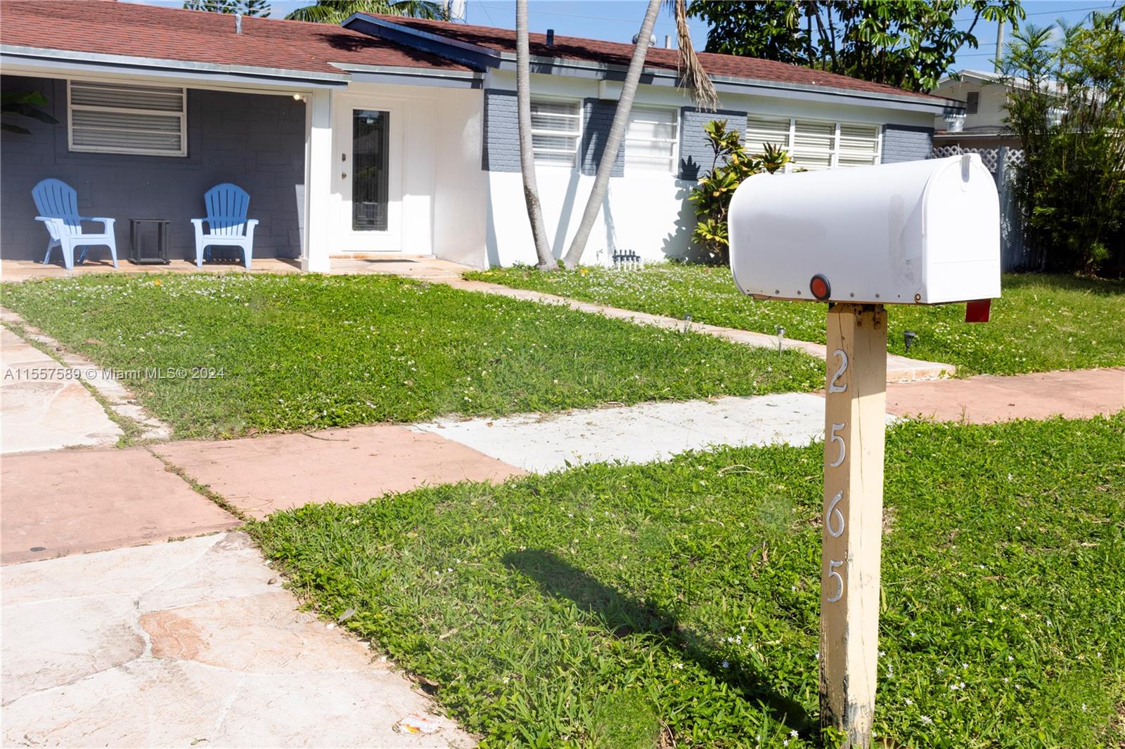 2565 NE 214th St 0, Miami, Florida 33180, 5 Bedrooms Bedrooms, ,2 BathroomsBathrooms,Residentiallease,For Rent,2565 NE 214th St 0,A11557589