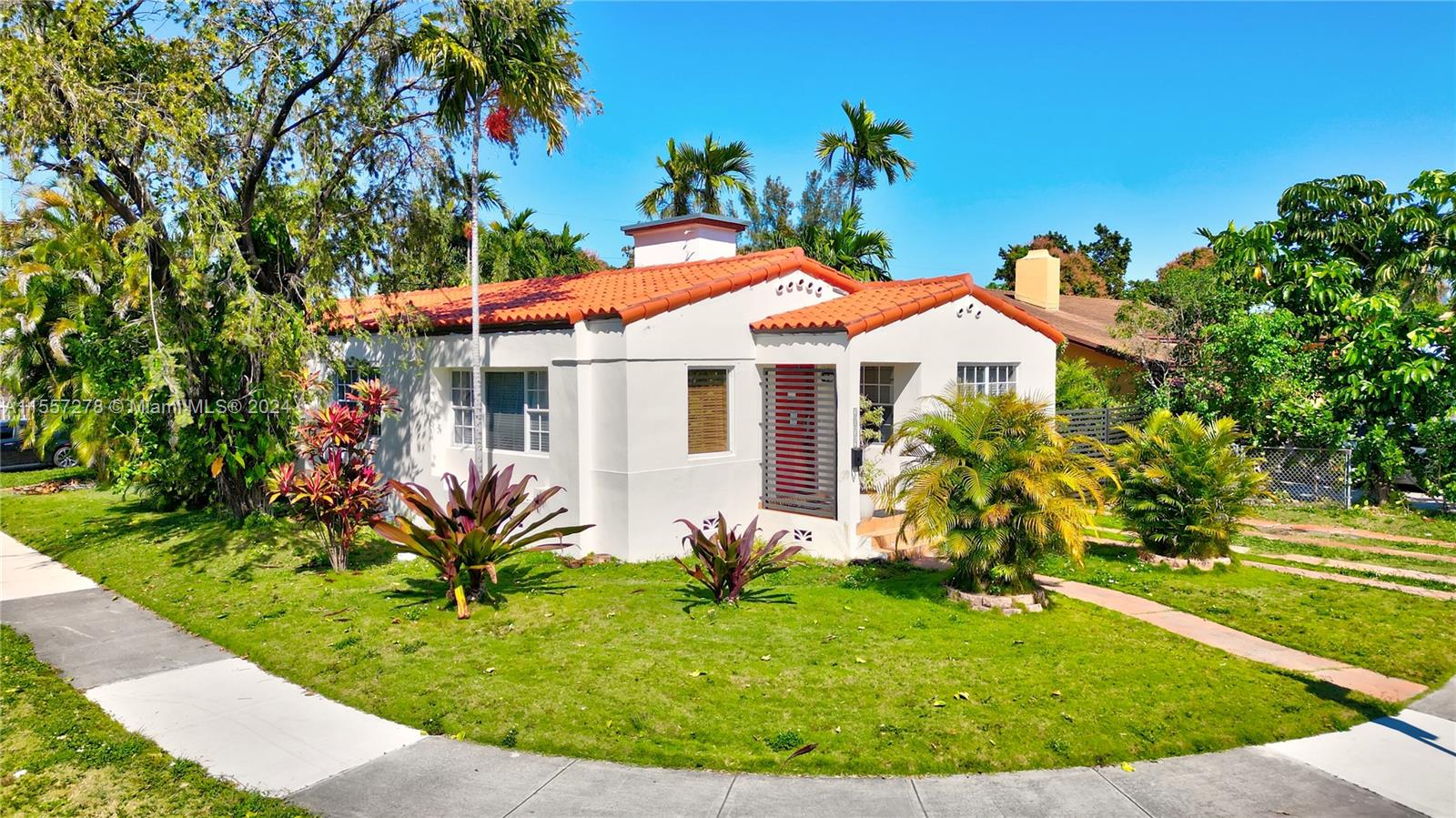 2039 SW 17th St, Miami, Florida 33145, 3 Bedrooms Bedrooms, ,3 BathroomsBathrooms,Residential,For Sale,2039 SW 17th St,A11557278