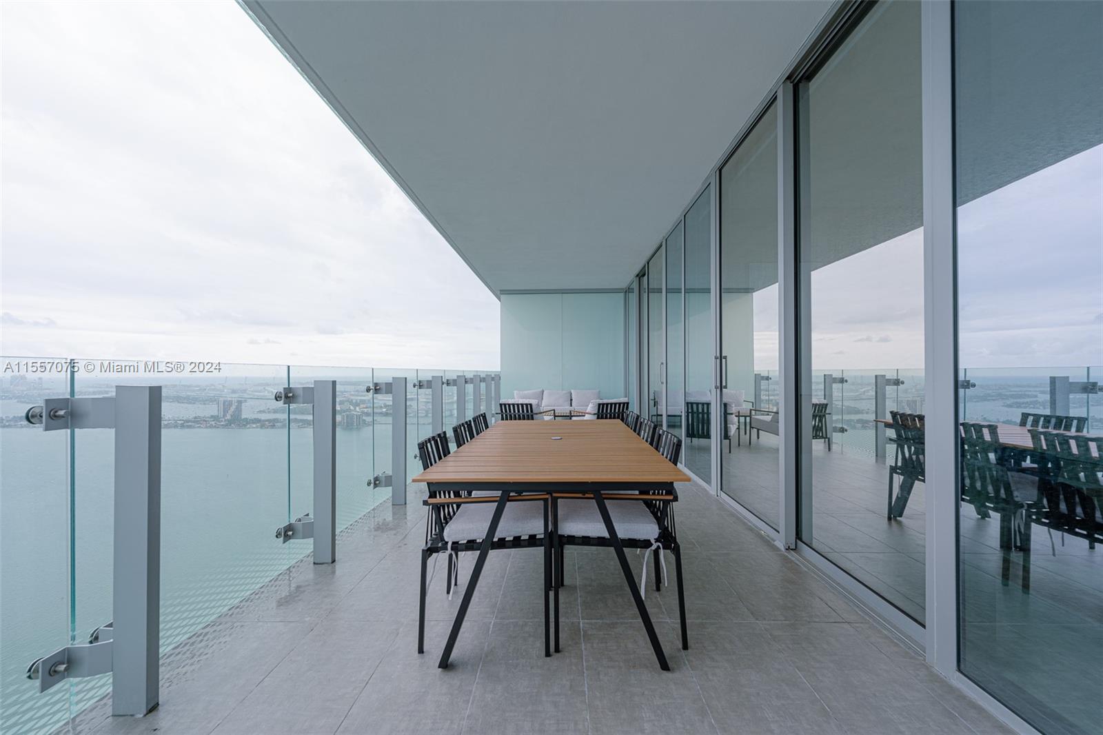 700 NE 26th Ter 4901, Miami, Florida 33137, 4 Bedrooms Bedrooms, ,4 BathroomsBathrooms,Residentiallease,For Rent,700 NE 26th Ter 4901,A11557075