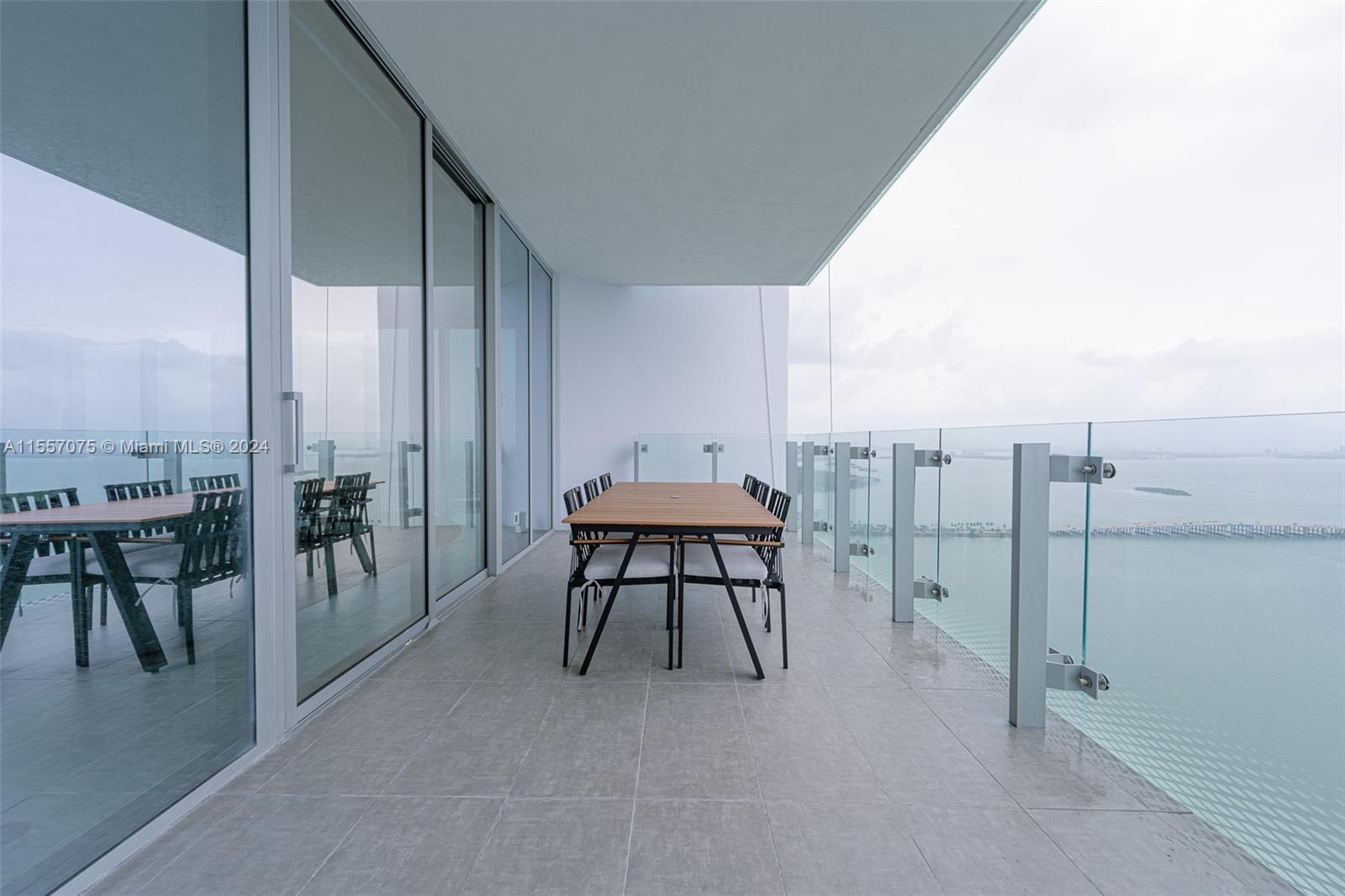 700 NE 26th Ter 4901, Miami, Florida 33137, 4 Bedrooms Bedrooms, ,4 BathroomsBathrooms,Residentiallease,For Rent,700 NE 26th Ter 4901,A11557075