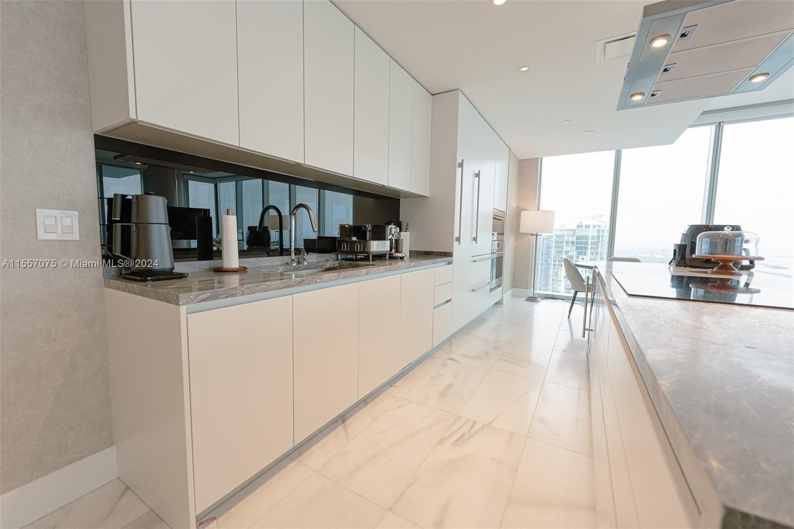 700 NE 26th Ter 4901, Miami, Florida 33137, 4 Bedrooms Bedrooms, ,4 BathroomsBathrooms,Residentiallease,For Rent,700 NE 26th Ter 4901,A11557075