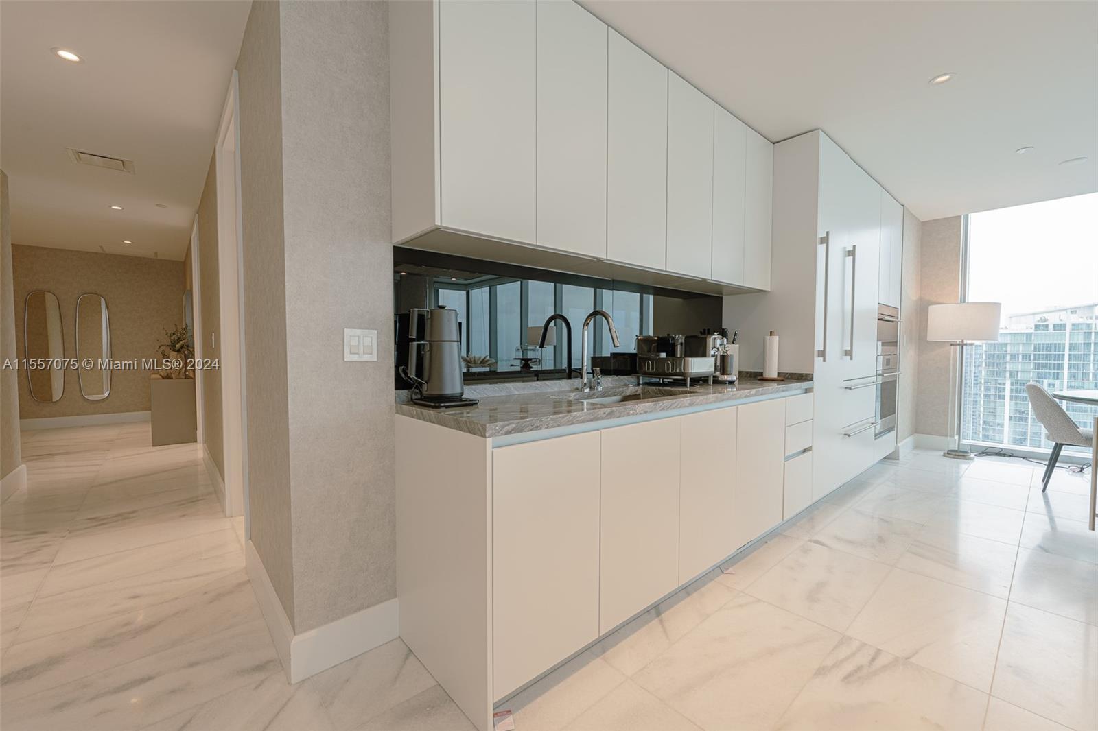 700 NE 26th Ter 4901, Miami, Florida 33137, 4 Bedrooms Bedrooms, ,4 BathroomsBathrooms,Residentiallease,For Rent,700 NE 26th Ter 4901,A11557075