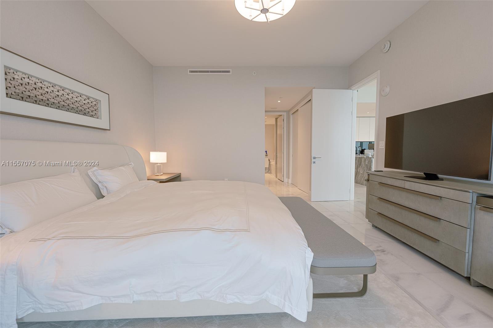 700 NE 26th Ter 4901, Miami, Florida 33137, 4 Bedrooms Bedrooms, ,4 BathroomsBathrooms,Residentiallease,For Rent,700 NE 26th Ter 4901,A11557075