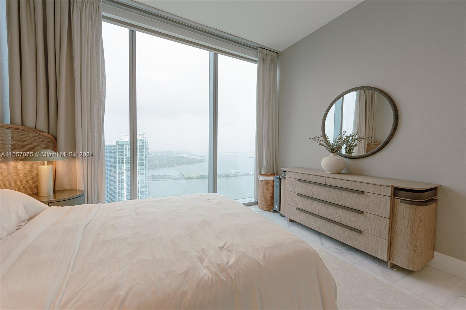 700 NE 26th Ter 4901, Miami, Florida 33137, 4 Bedrooms Bedrooms, ,4 BathroomsBathrooms,Residentiallease,For Rent,700 NE 26th Ter 4901,A11557075