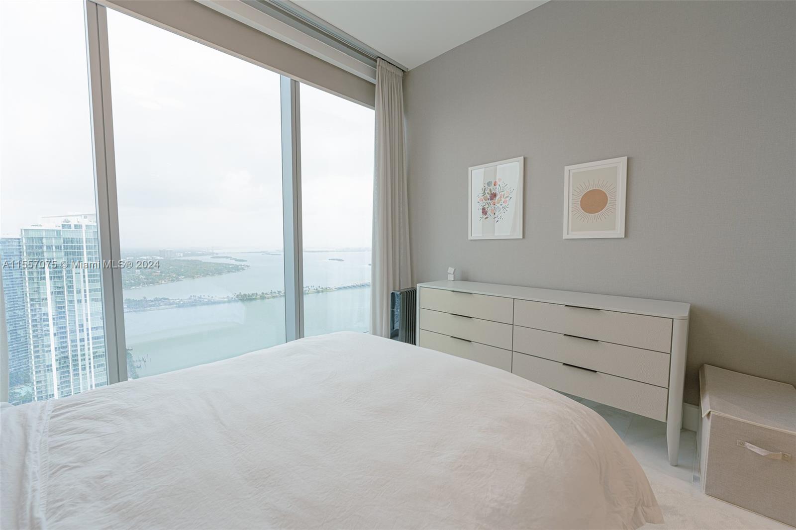 700 NE 26th Ter 4901, Miami, Florida 33137, 4 Bedrooms Bedrooms, ,4 BathroomsBathrooms,Residentiallease,For Rent,700 NE 26th Ter 4901,A11557075