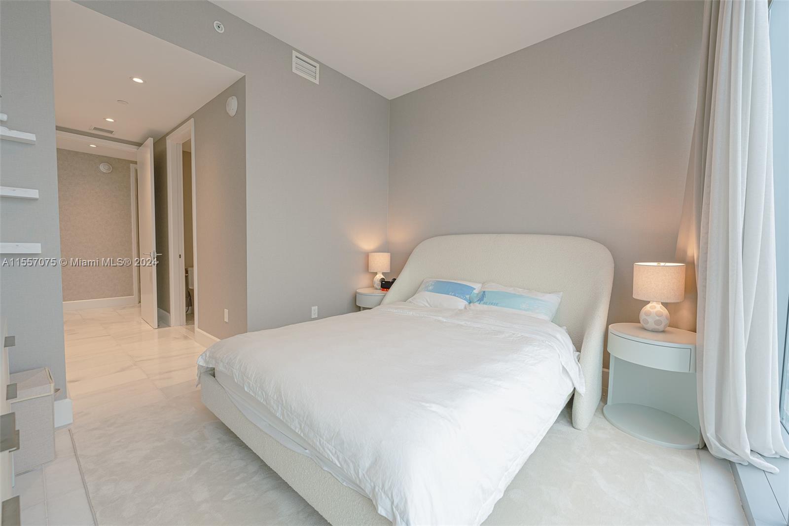 700 NE 26th Ter 4901, Miami, Florida 33137, 4 Bedrooms Bedrooms, ,4 BathroomsBathrooms,Residentiallease,For Rent,700 NE 26th Ter 4901,A11557075