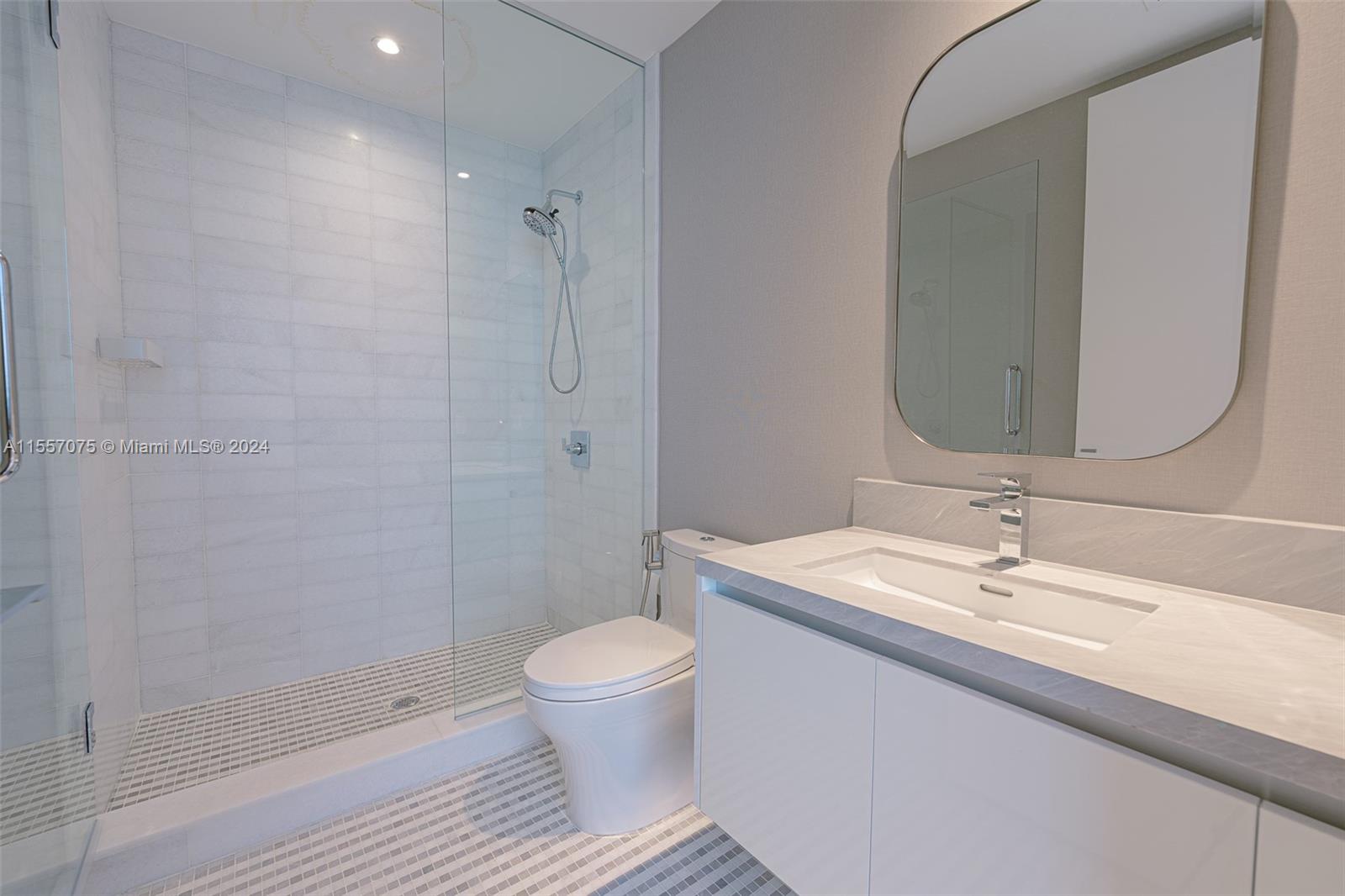 700 NE 26th Ter 4901, Miami, Florida 33137, 4 Bedrooms Bedrooms, ,4 BathroomsBathrooms,Residentiallease,For Rent,700 NE 26th Ter 4901,A11557075