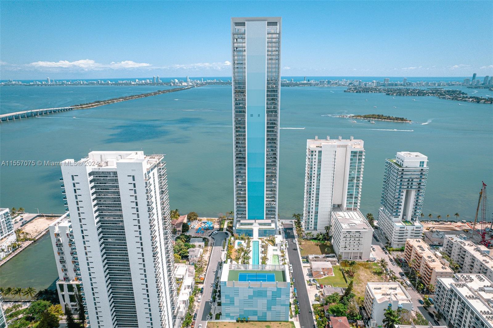 700 NE 26th Ter 4901, Miami, Florida 33137, 4 Bedrooms Bedrooms, ,4 BathroomsBathrooms,Residentiallease,For Rent,700 NE 26th Ter 4901,A11557075