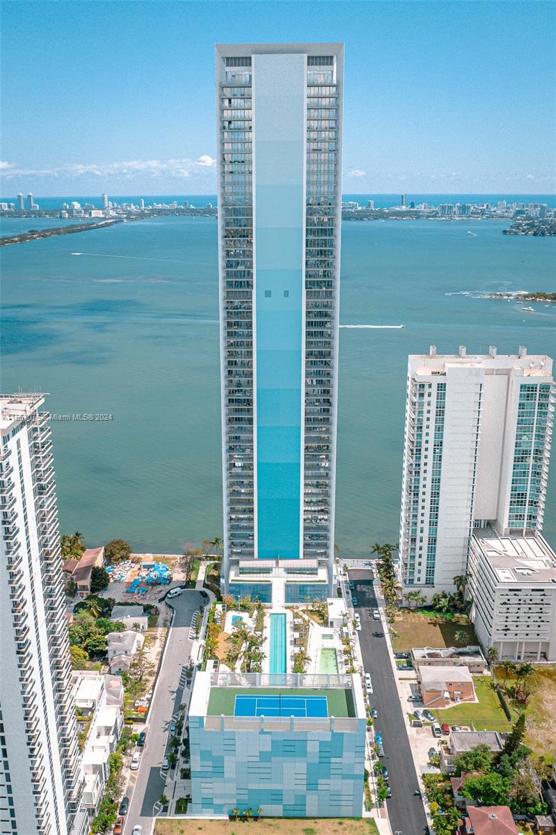700 NE 26th Ter 4901, Miami, Florida 33137, 4 Bedrooms Bedrooms, ,4 BathroomsBathrooms,Residentiallease,For Rent,700 NE 26th Ter 4901,A11557075