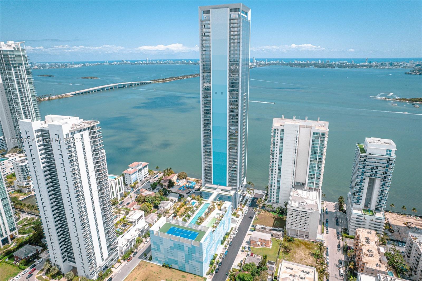 700 NE 26th Ter 4901, Miami, Florida 33137, 4 Bedrooms Bedrooms, ,4 BathroomsBathrooms,Residentiallease,For Rent,700 NE 26th Ter 4901,A11557075