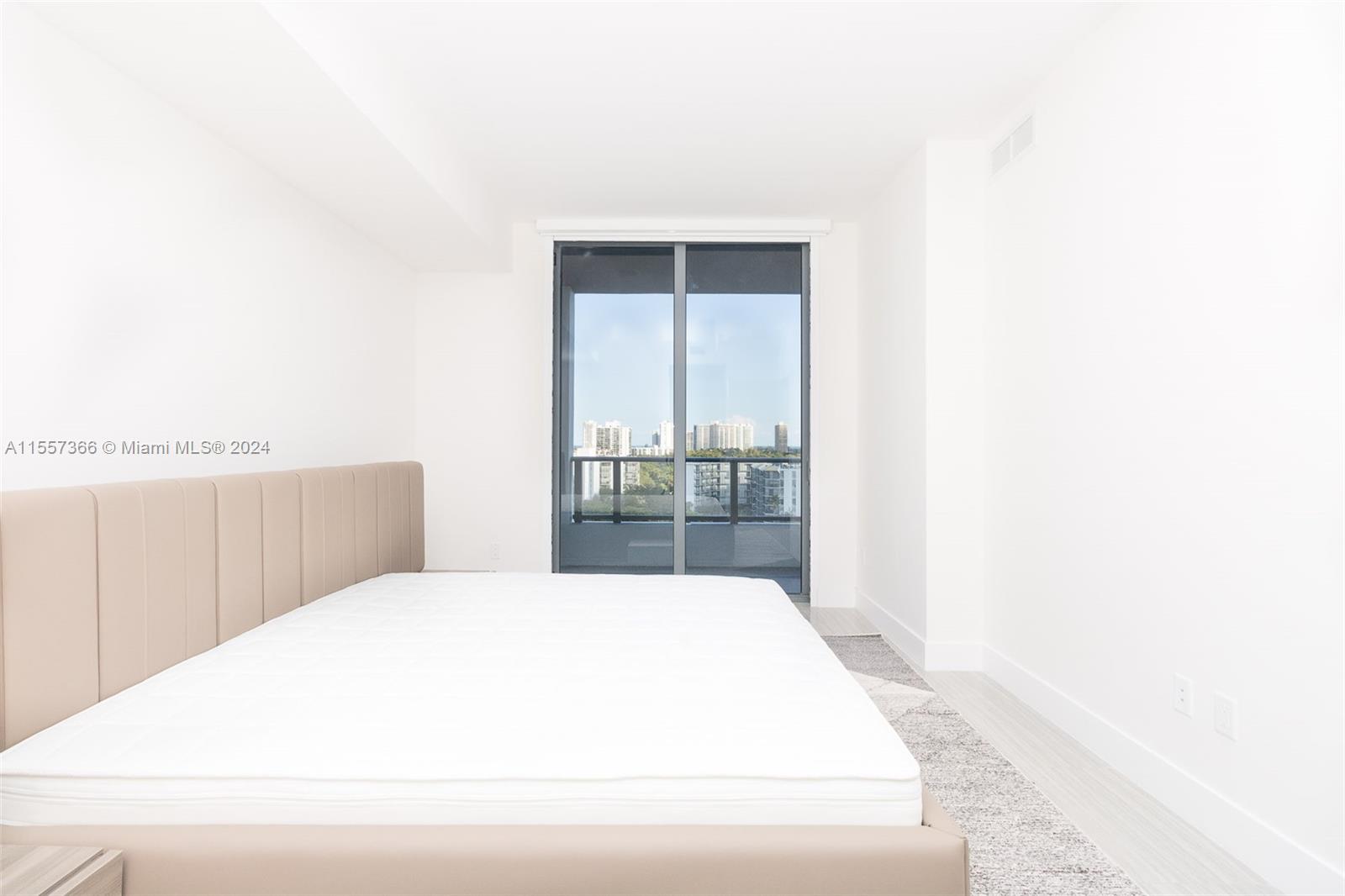 2960 NE 207th St 716, Aventura, Florida 33180, 2 Bedrooms Bedrooms, ,2 BathroomsBathrooms,Residentiallease,For Rent,2960 NE 207th St 716,A11557366