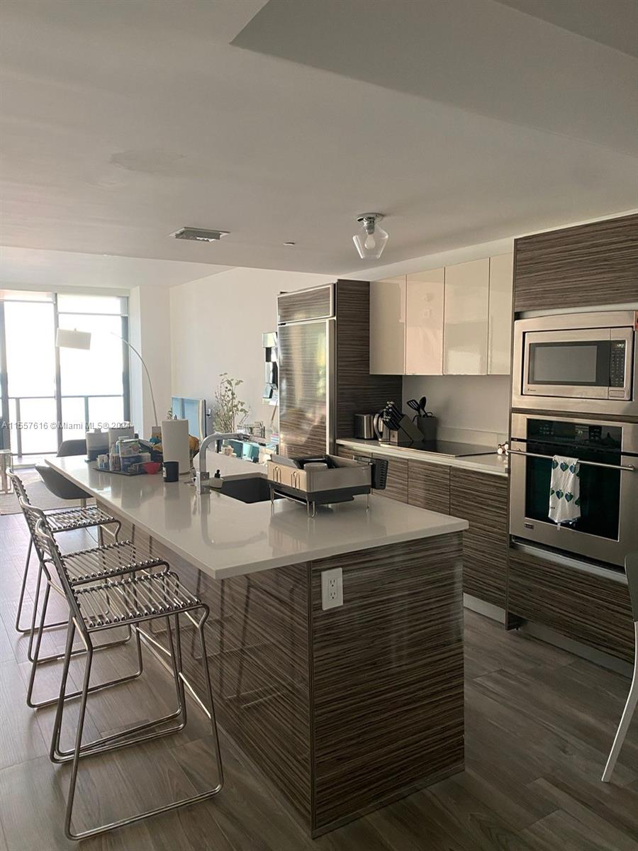 460 NE 28th St 2807, Miami, Florida 33137, 2 Bedrooms Bedrooms, ,2 BathroomsBathrooms,Residentiallease,For Rent,460 NE 28th St 2807,A11557616