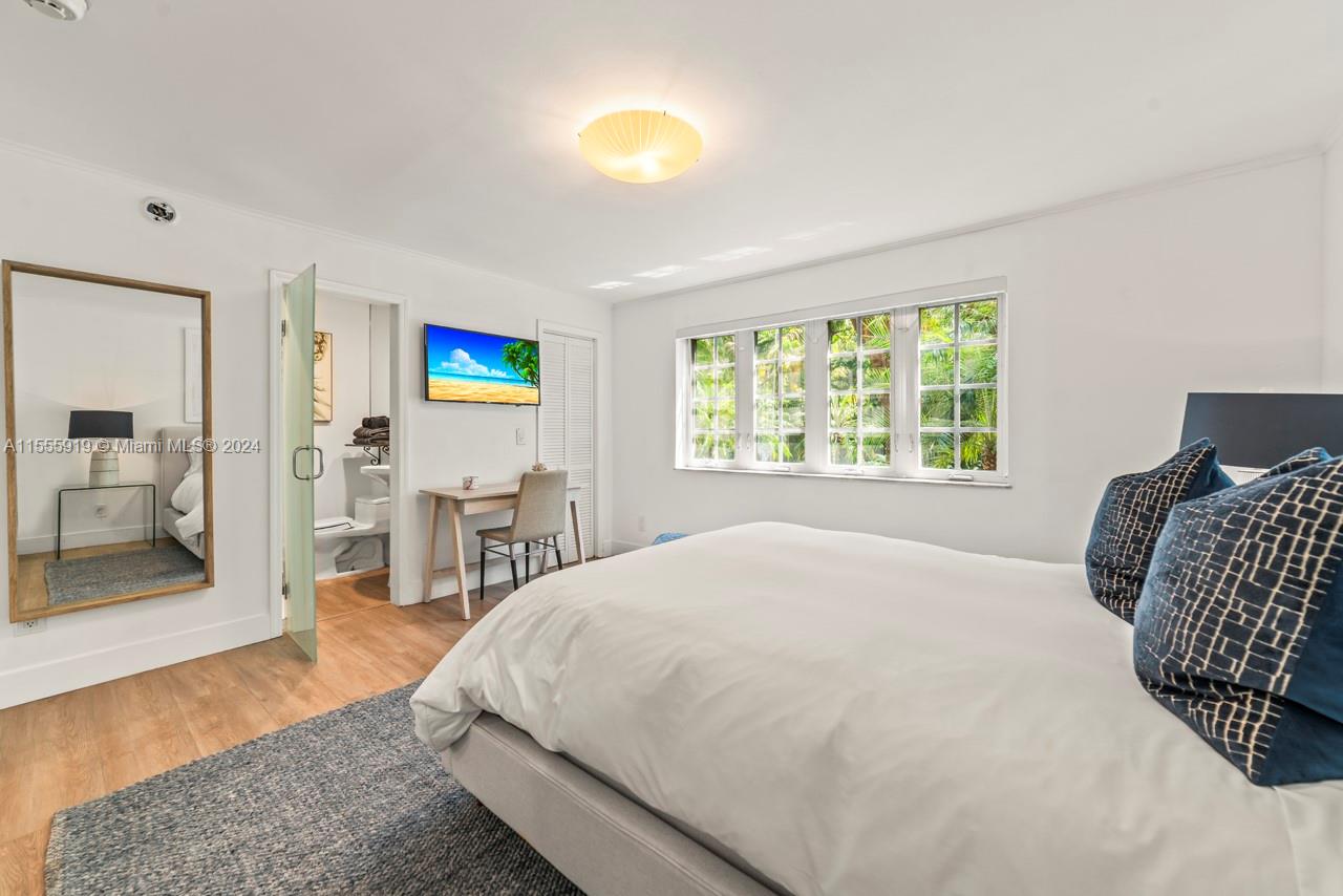 5968 NE 6th Ct, Miami, Florida 33137, 3 Bedrooms Bedrooms, ,4 BathroomsBathrooms,Residentiallease,For Rent,5968 NE 6th Ct,A11555919