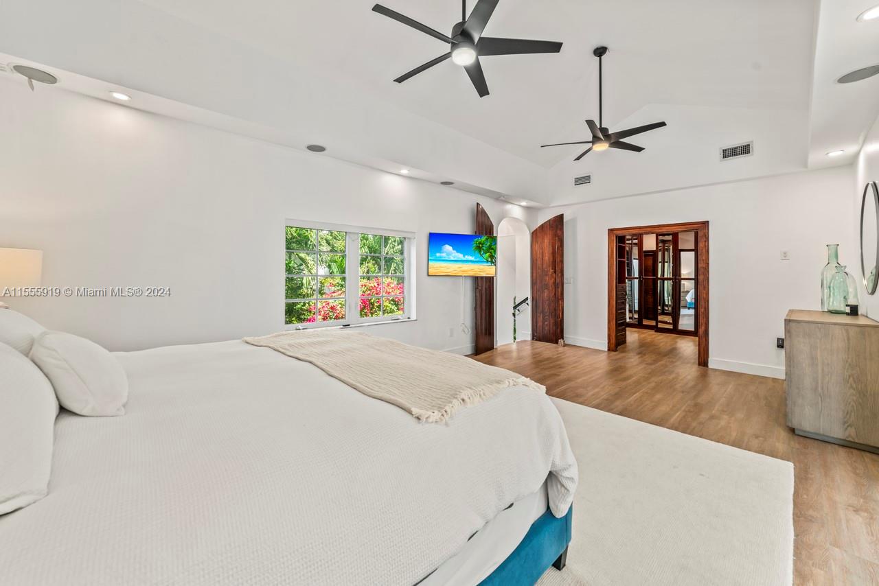 5968 NE 6th Ct, Miami, Florida 33137, 3 Bedrooms Bedrooms, ,4 BathroomsBathrooms,Residentiallease,For Rent,5968 NE 6th Ct,A11555919