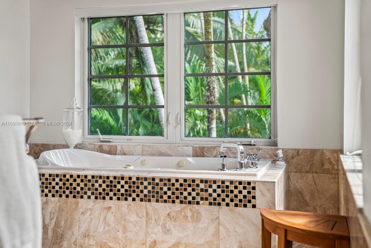 5968 NE 6th Ct, Miami, Florida 33137, 3 Bedrooms Bedrooms, ,4 BathroomsBathrooms,Residentiallease,For Rent,5968 NE 6th Ct,A11555919