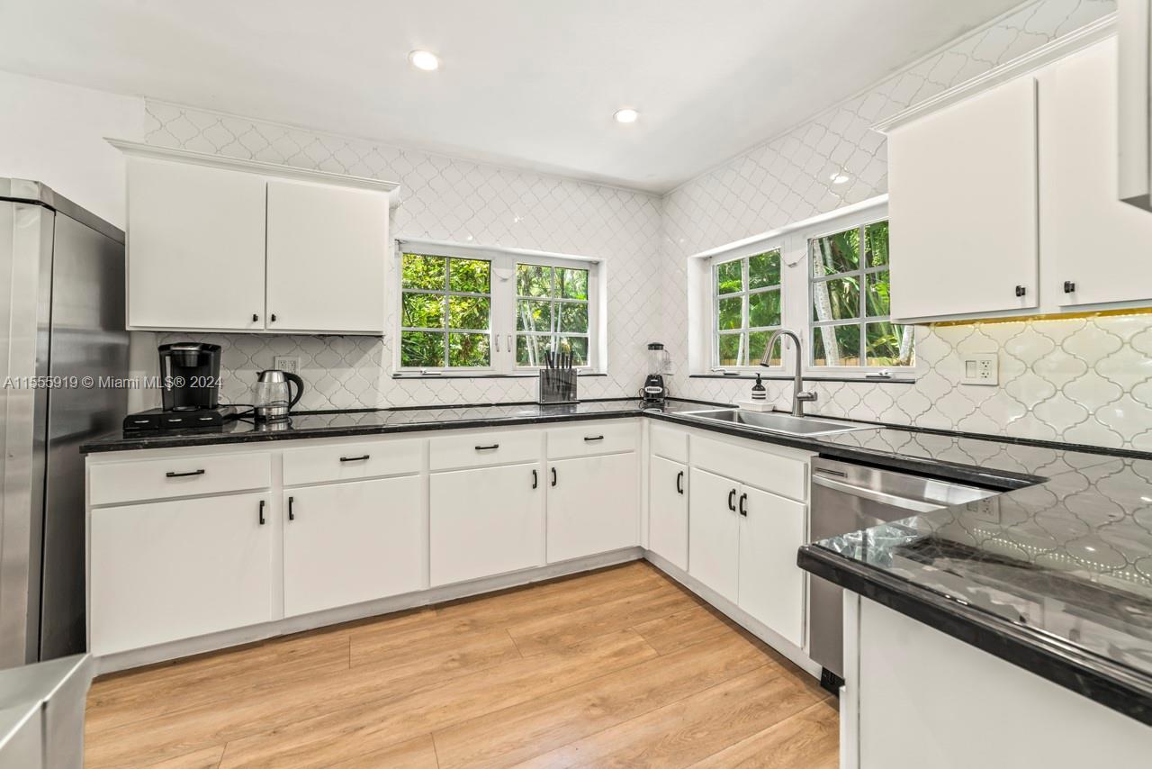 5968 NE 6th Ct, Miami, Florida 33137, 3 Bedrooms Bedrooms, ,4 BathroomsBathrooms,Residentiallease,For Rent,5968 NE 6th Ct,A11555919